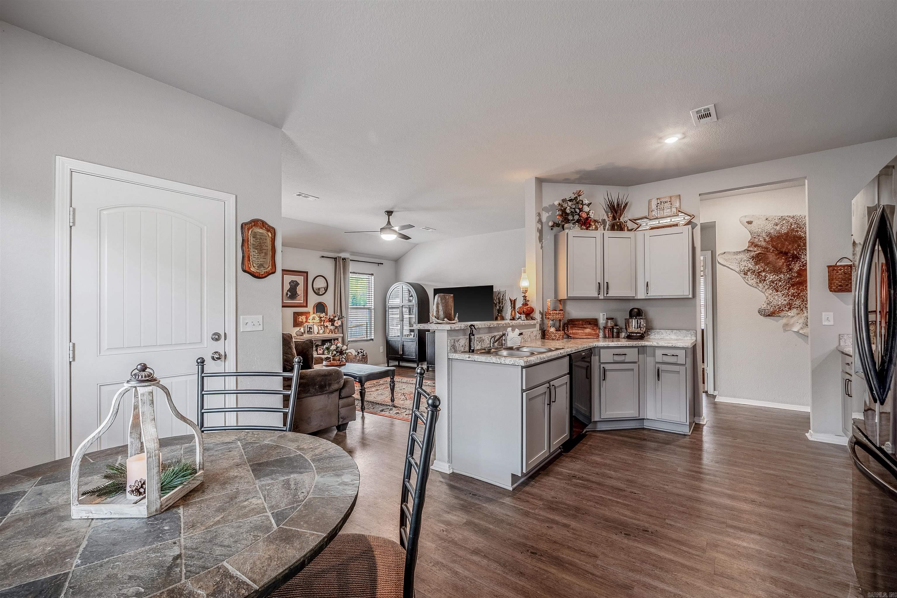 21 Sun Drenched  Conway, AR