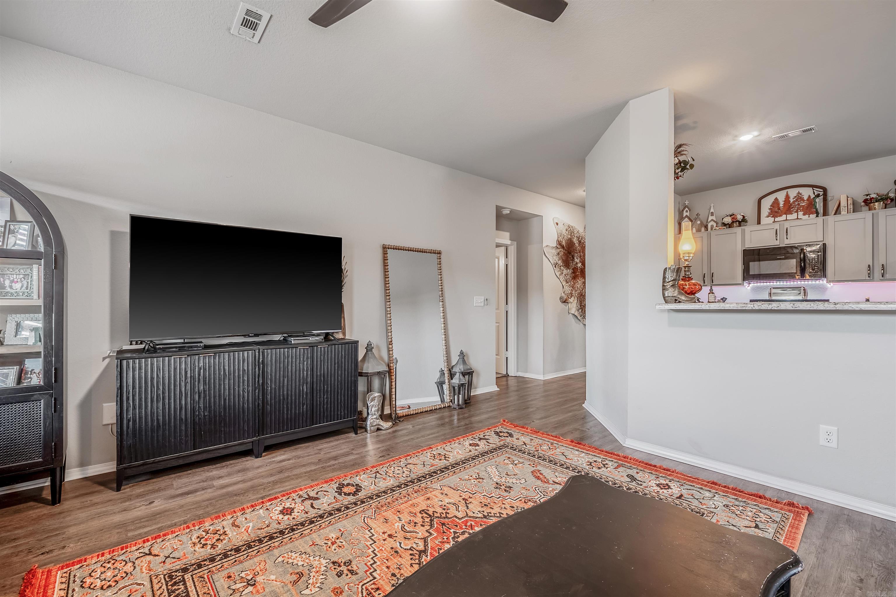 21 Sun Drenched  Conway, AR