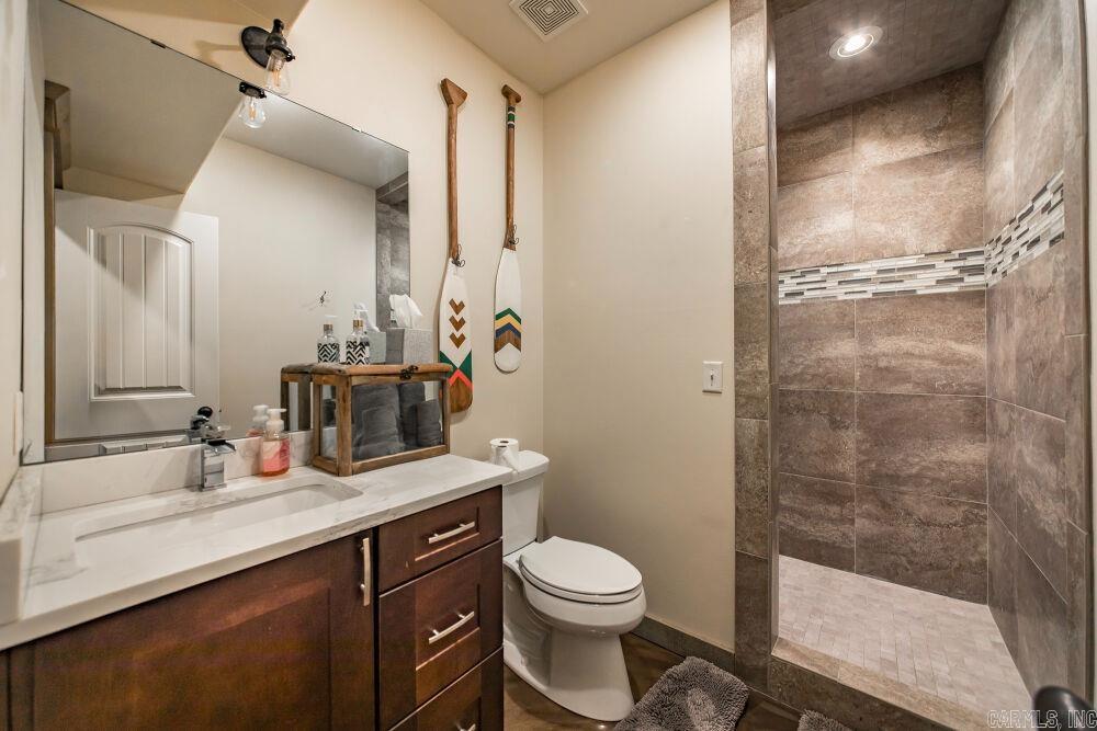 7910 Edgemont Rd, Suite 303  Greers Ferry, AR