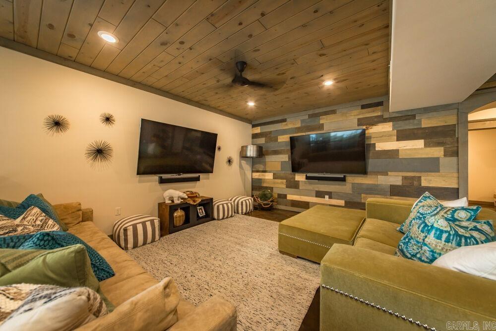 7910 Edgemont Rd, Suite 303  Greers Ferry, AR