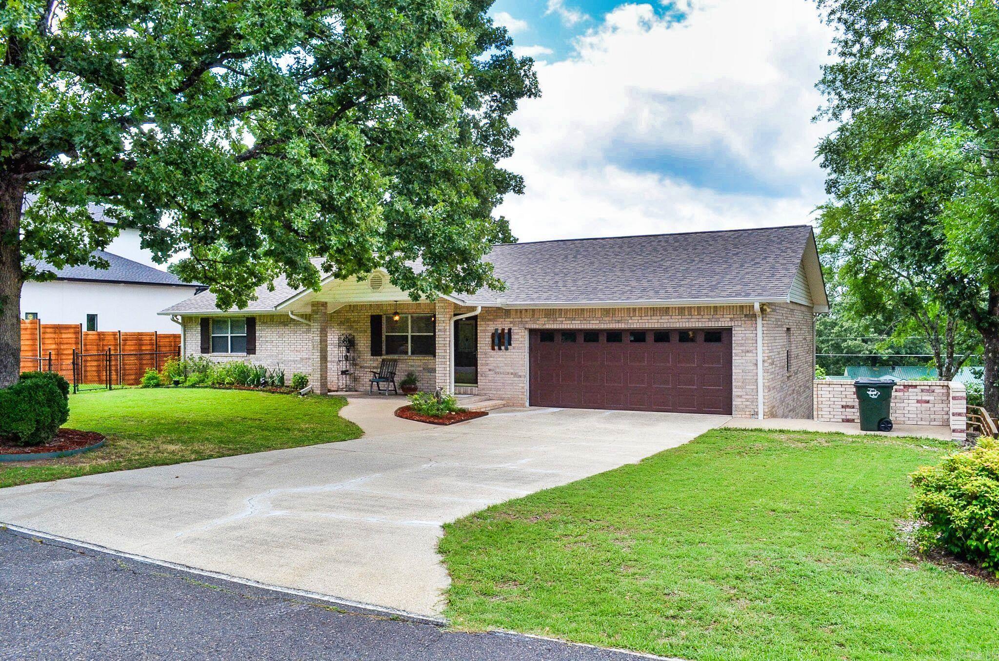 720 Old Brundage  Hot Springs, AR