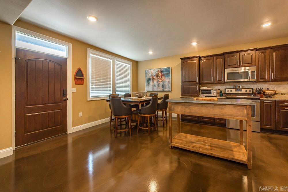 7910 Edgemont Rd, Suite 302  Greers Ferry, AR