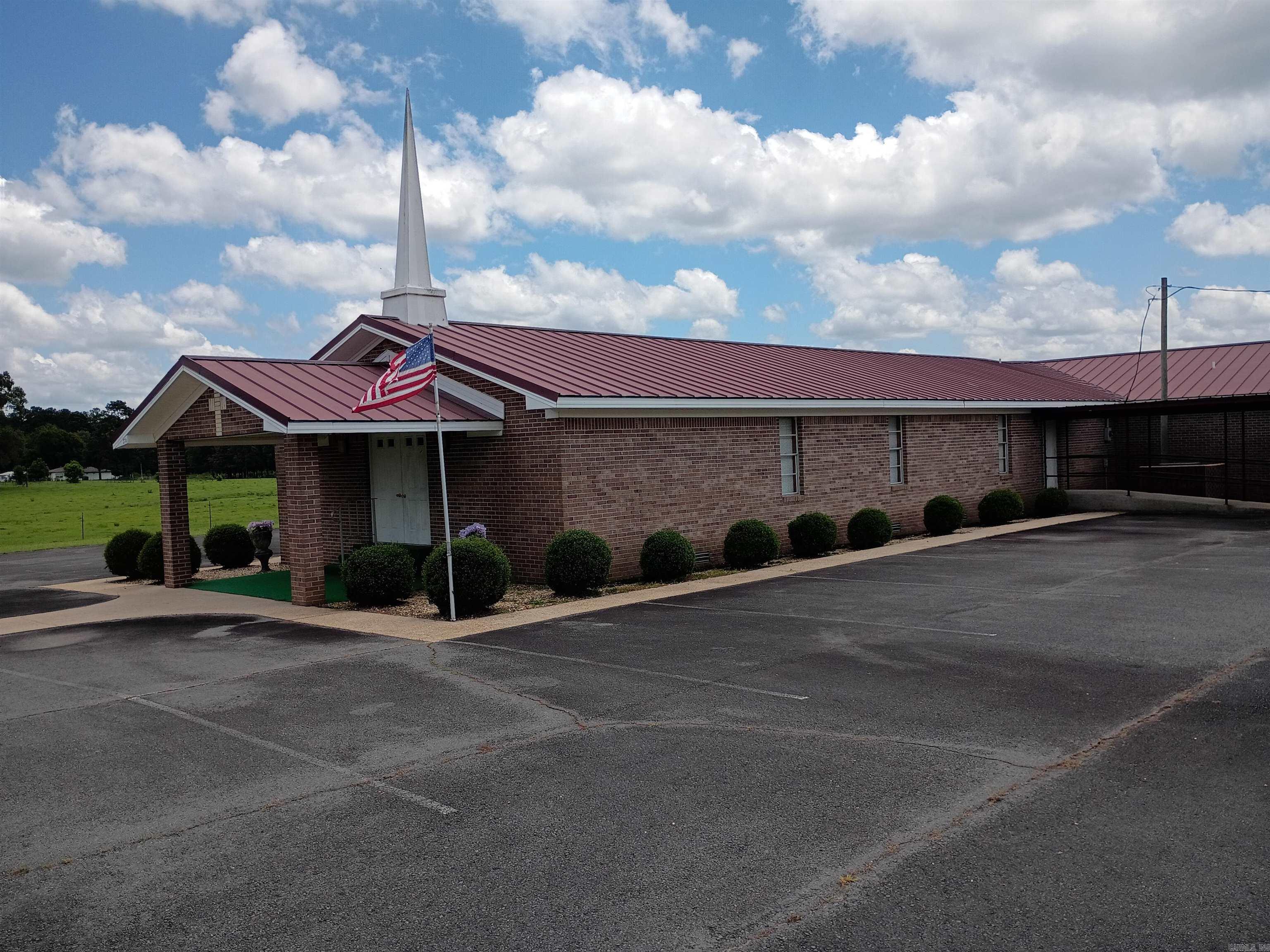 274 BRADLEY 17 RD S  Warren, AR