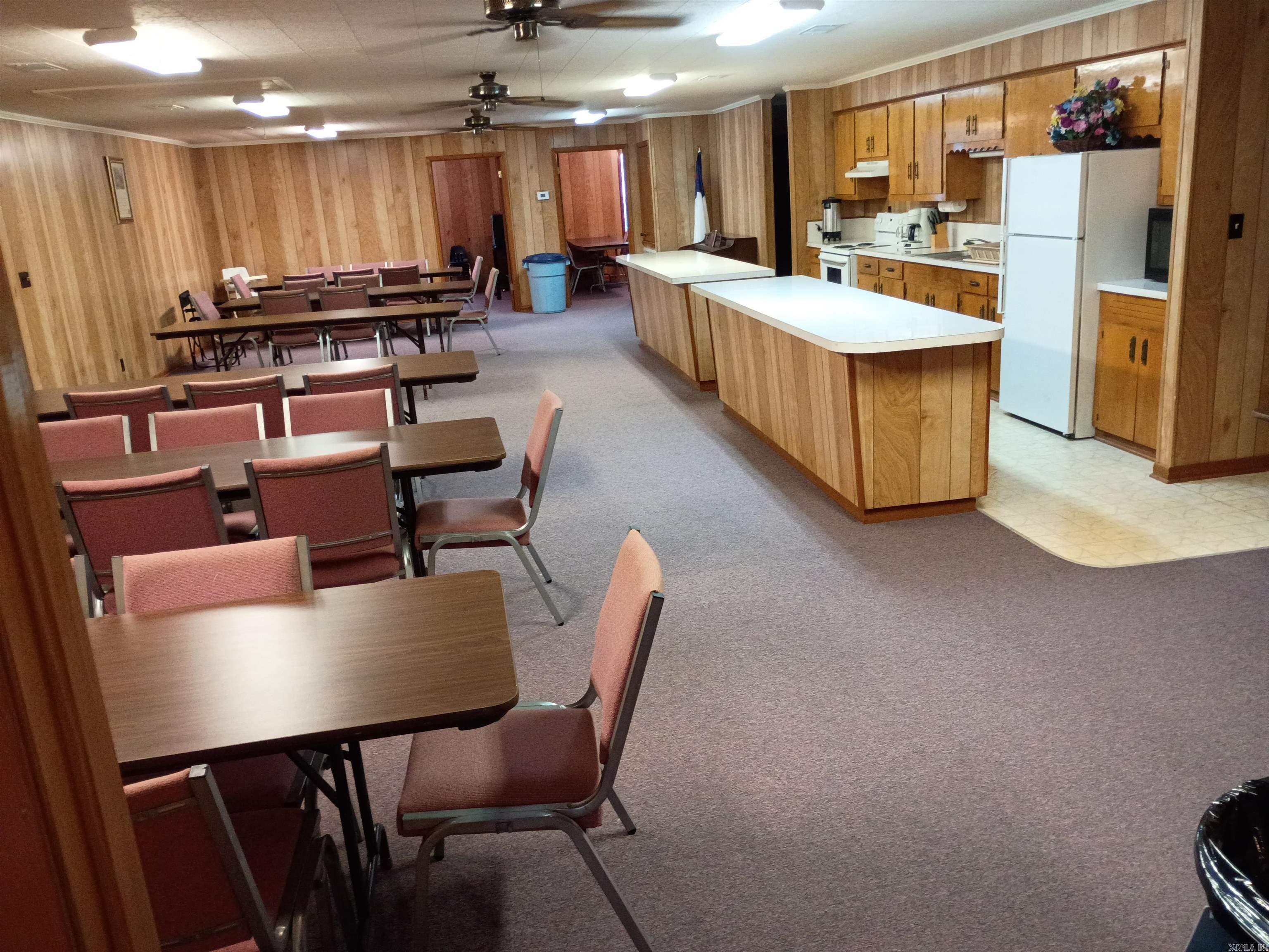 274 BRADLEY 17 RD S  Warren, AR