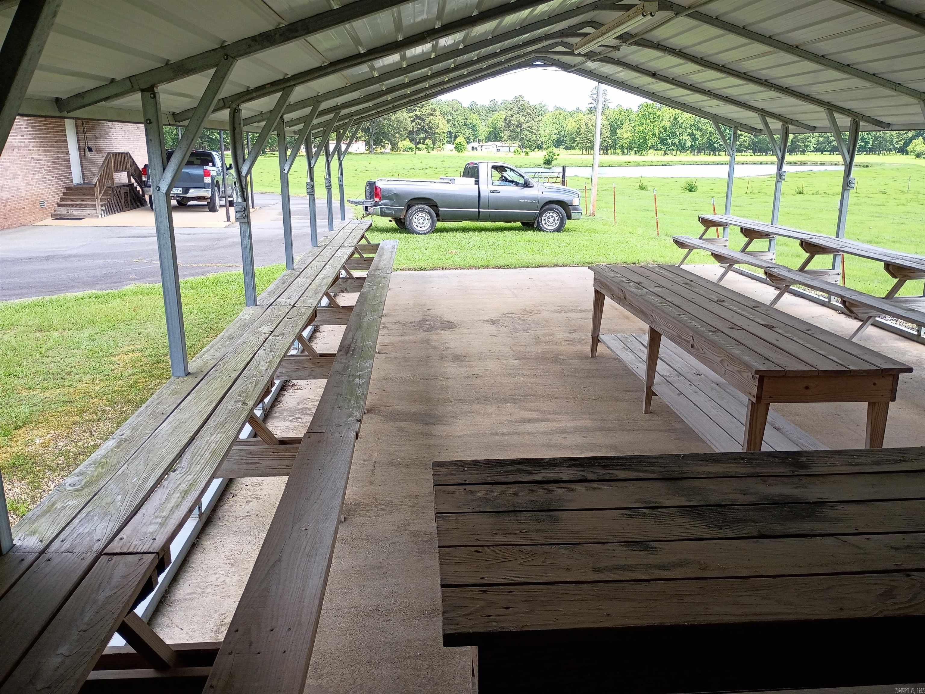 274 BRADLEY 17 RD S  Warren, AR