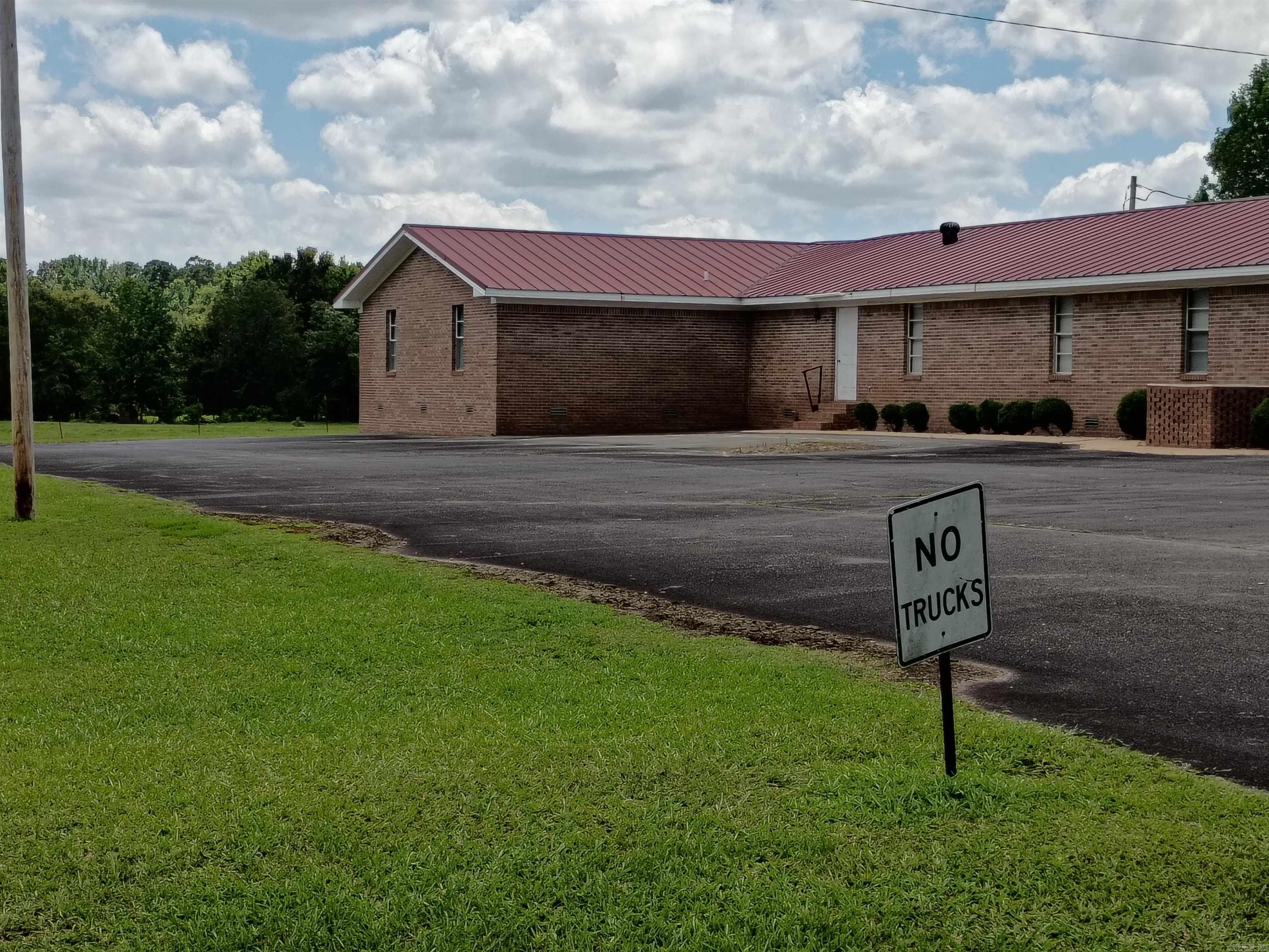 274 BRADLEY 17 RD S  Warren, AR