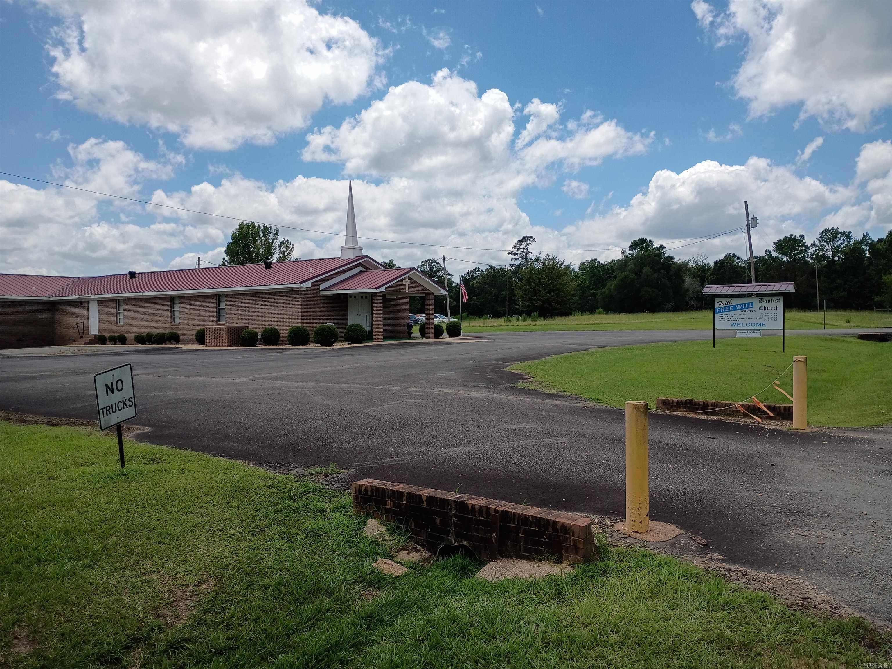 274 BRADLEY 17 RD S  Warren, AR