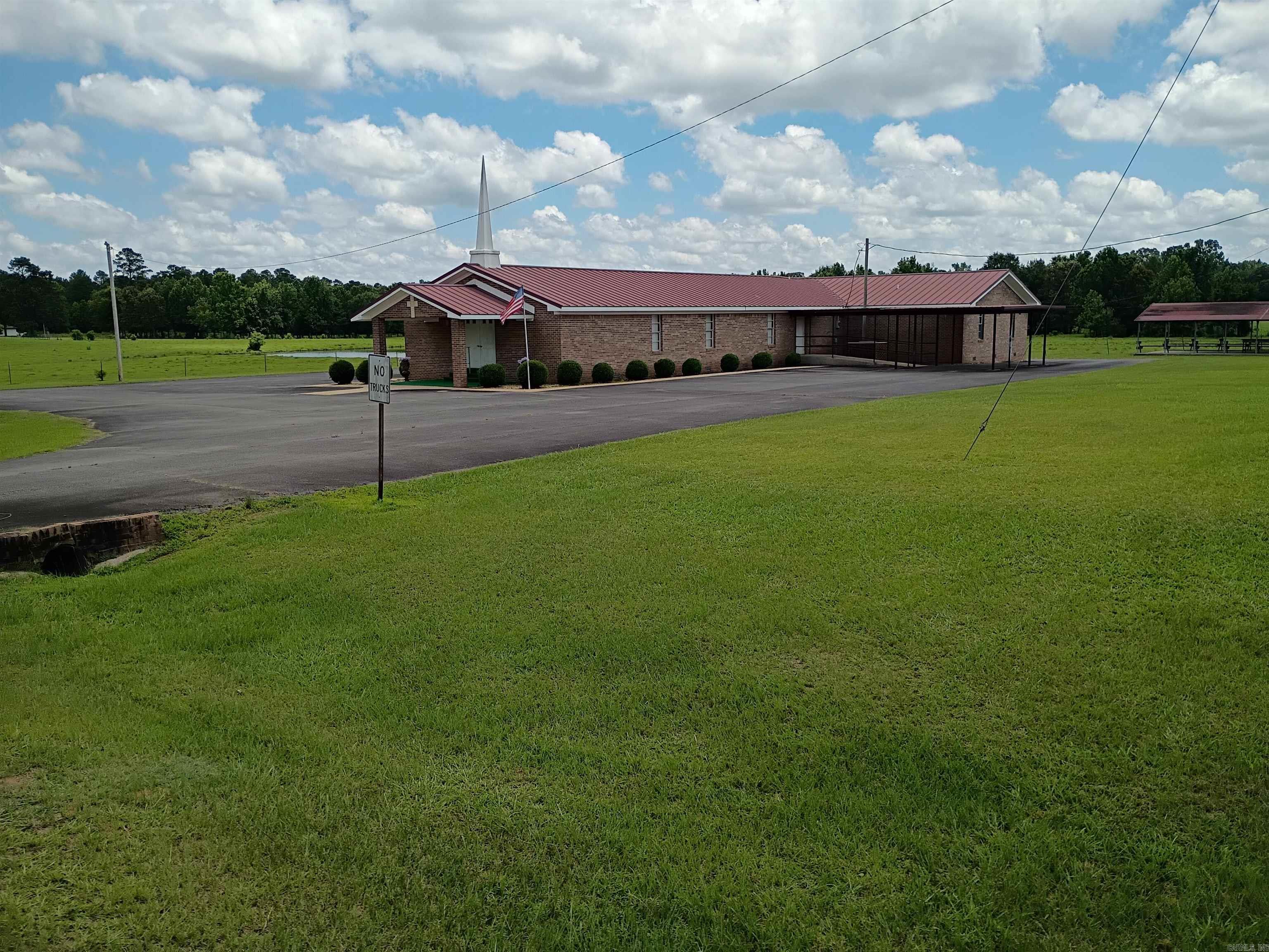 274 BRADLEY 17 RD S  Warren, AR