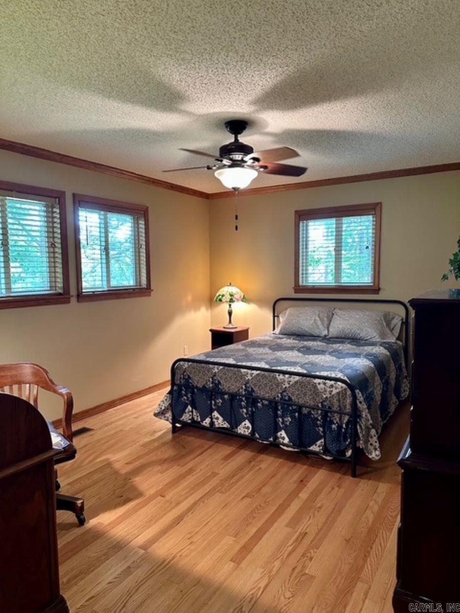 105 Crest  Fairfield Bay, AR