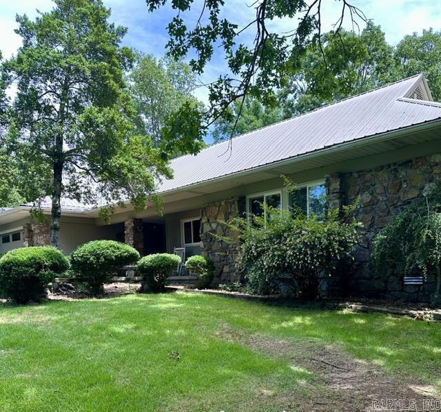 105 Crest  Fairfield Bay, AR