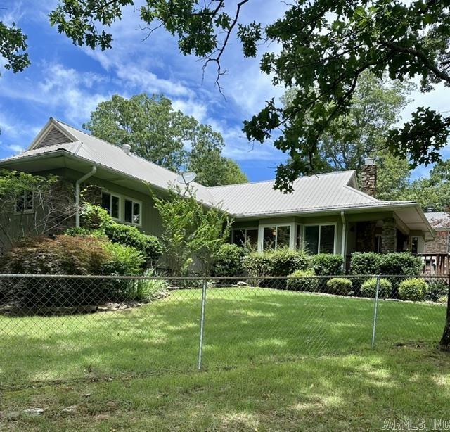105 Crest  Fairfield Bay, AR