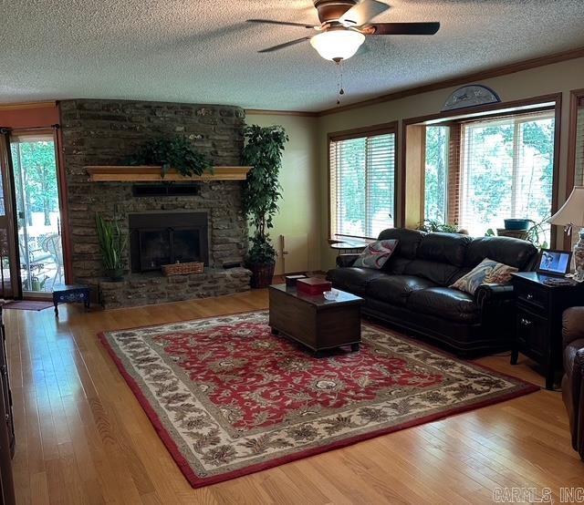 105 Crest  Fairfield Bay, AR