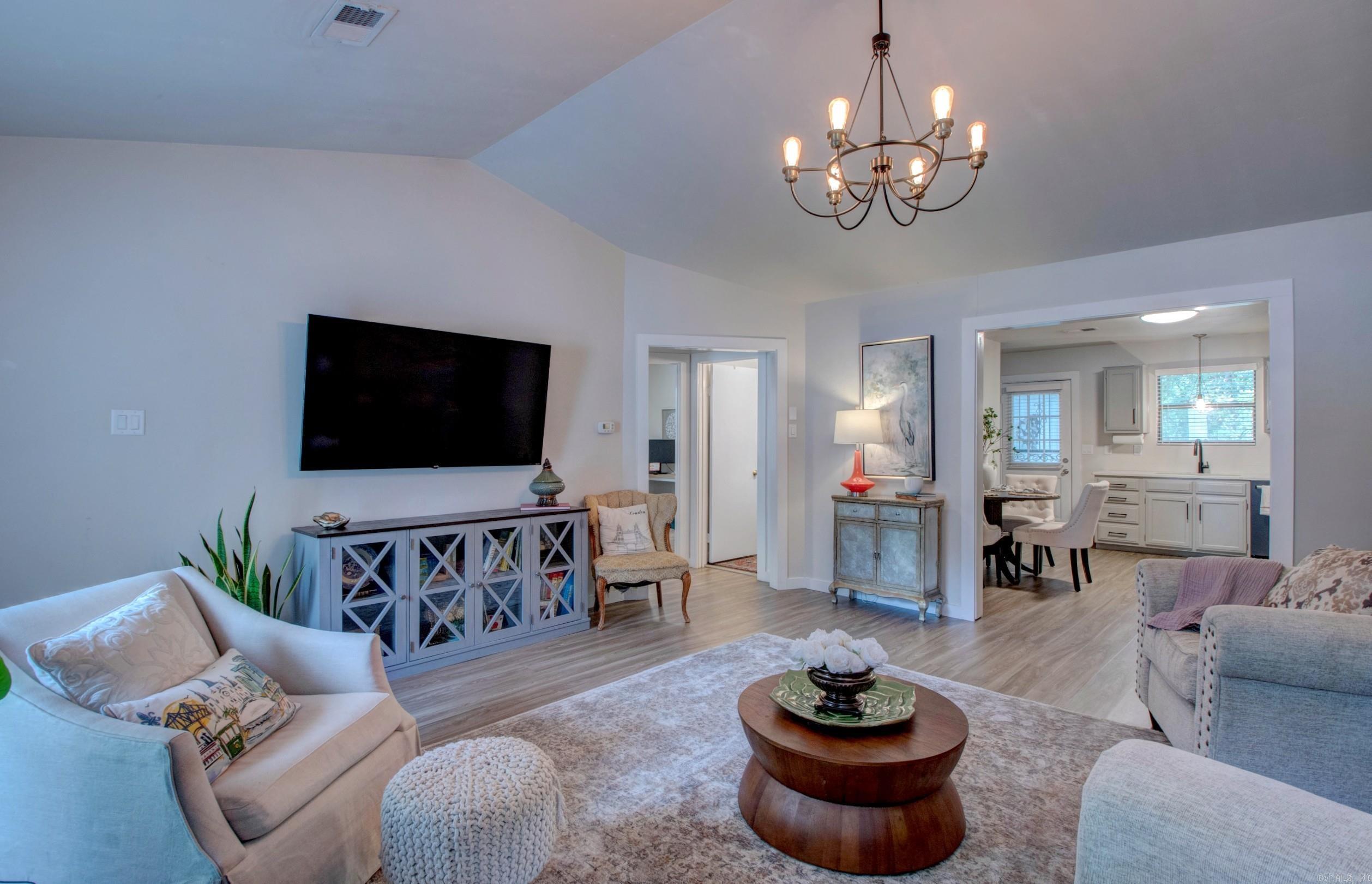 118 Pin Oak  Maumelle, AR
