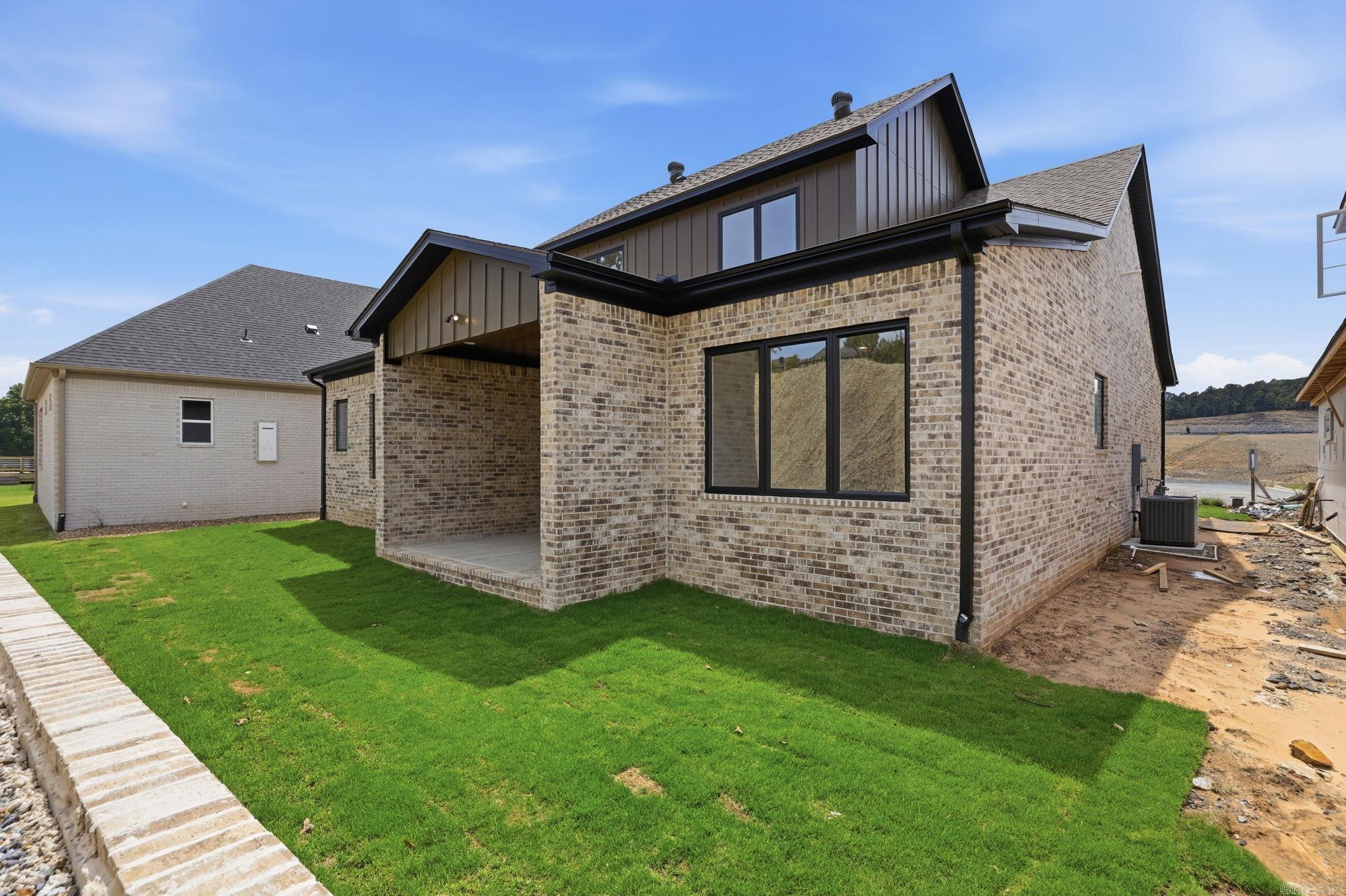 69 Mountain Brook  Little Rock, AR