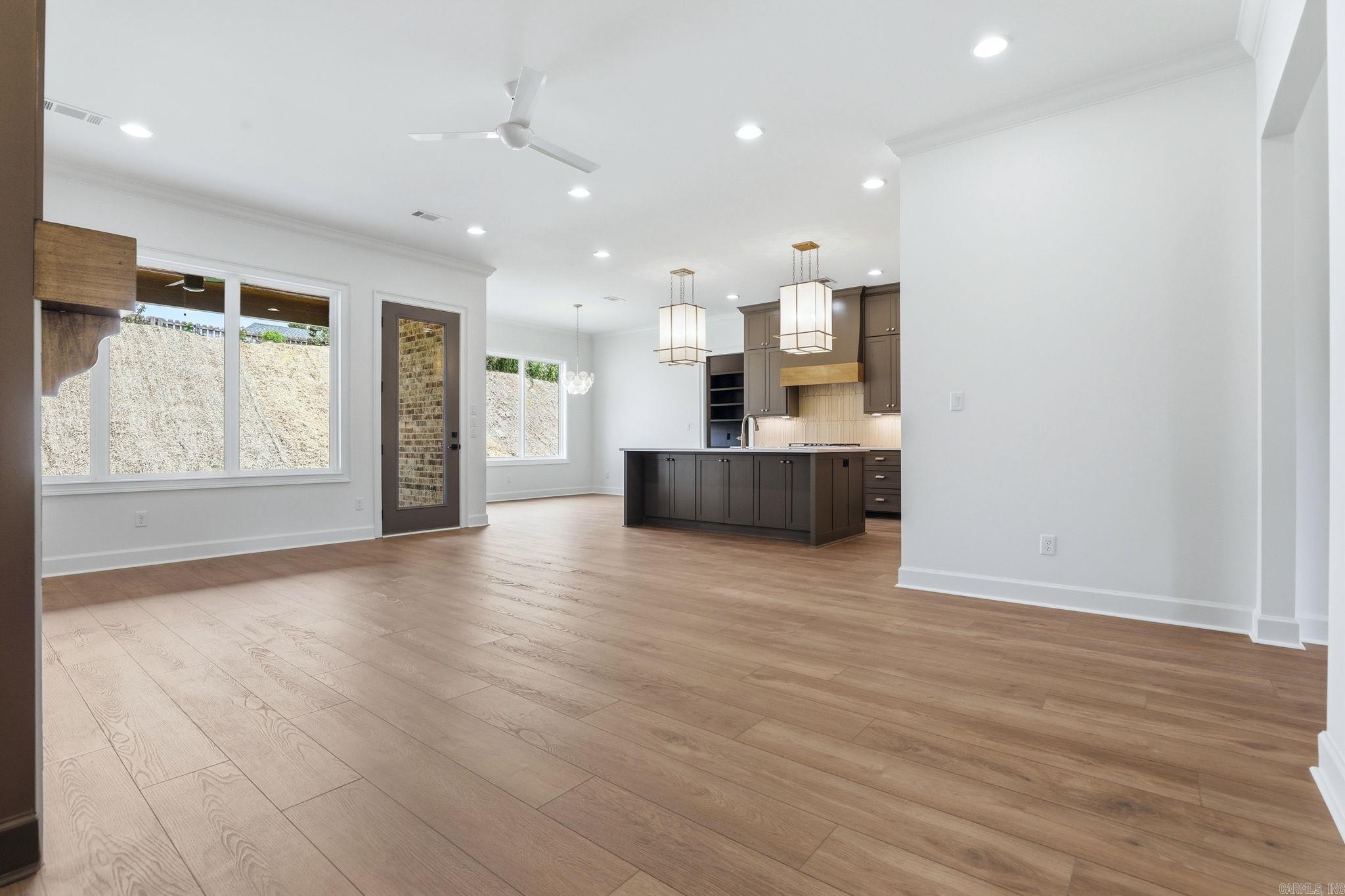 69 Mountain Brook  Little Rock, AR