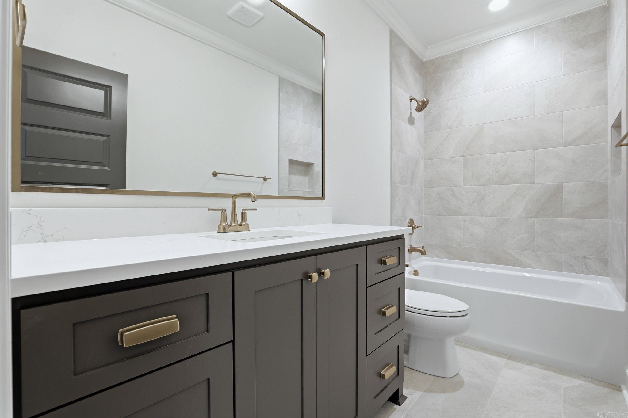 69 Mountain Brook  Little Rock, AR