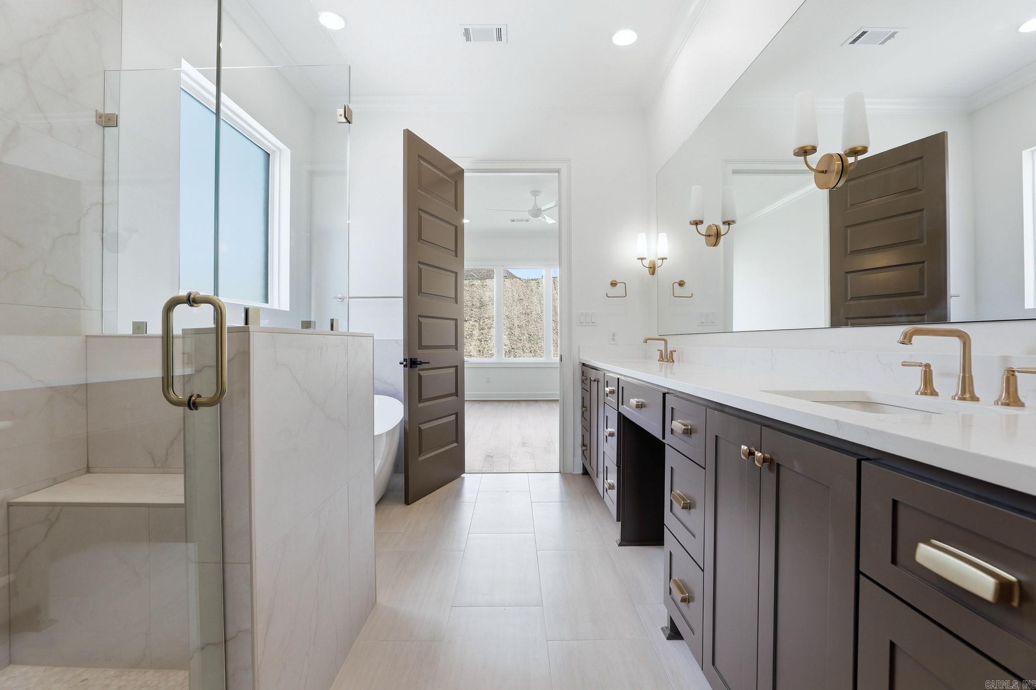 69 Mountain Brook  Little Rock, AR