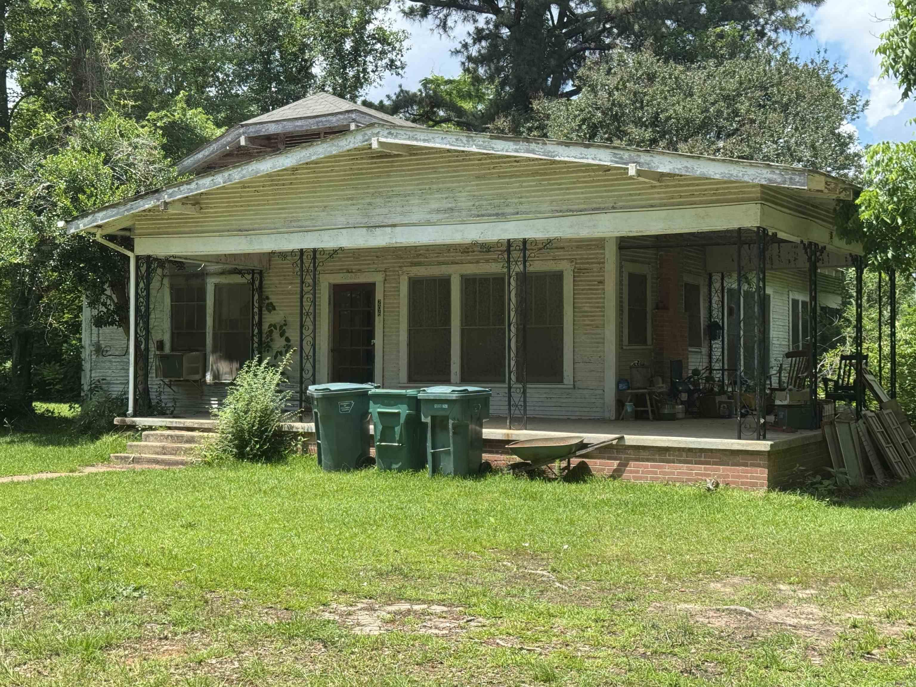 206 E Massey  Waldo, AR