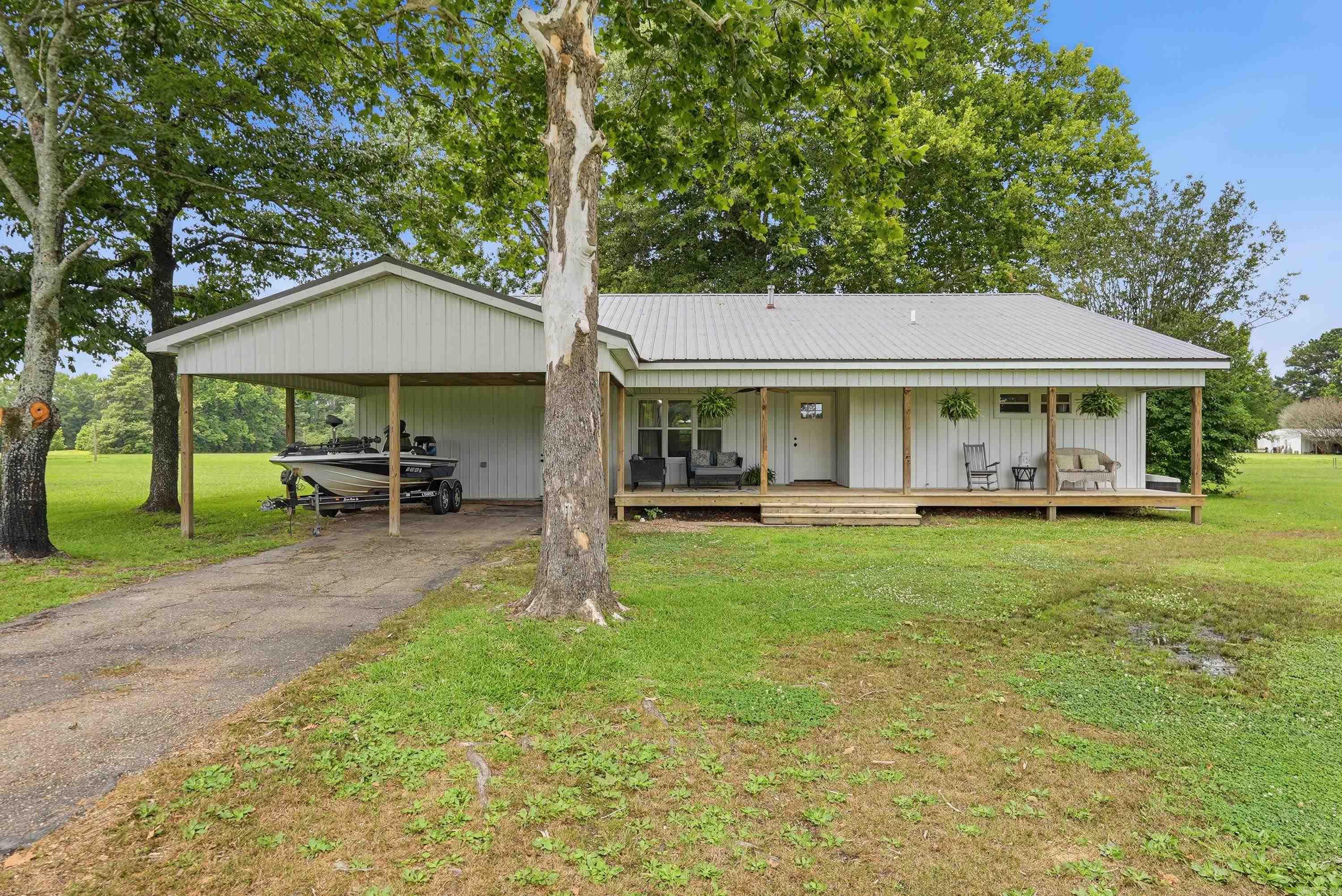 8179 North Main Street-Tull