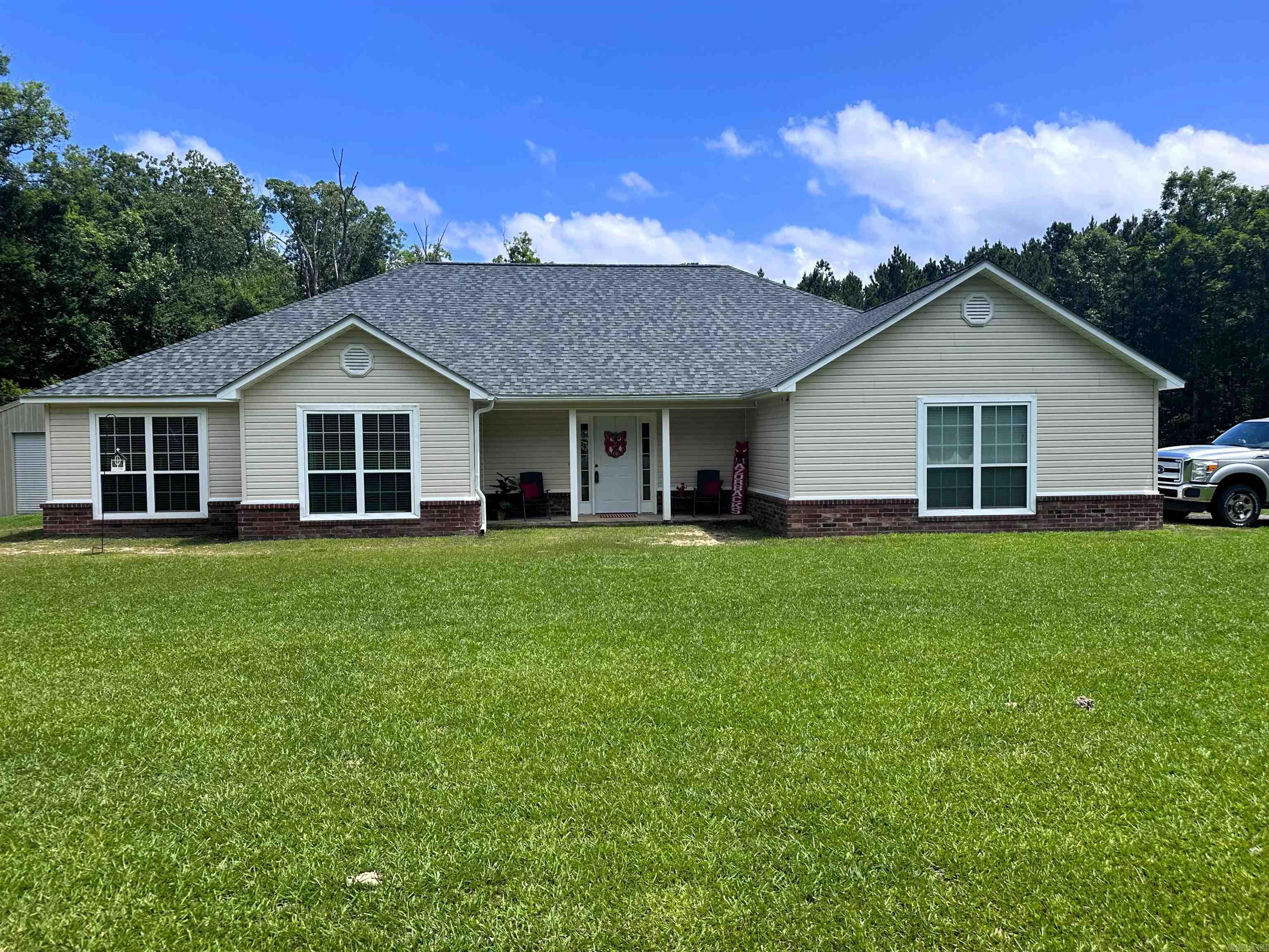 73 Grant 736 Road