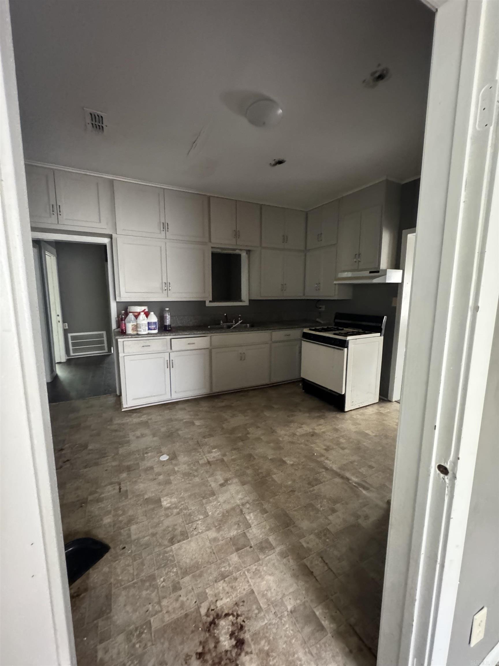 7 Pye  El Dorado, AR
