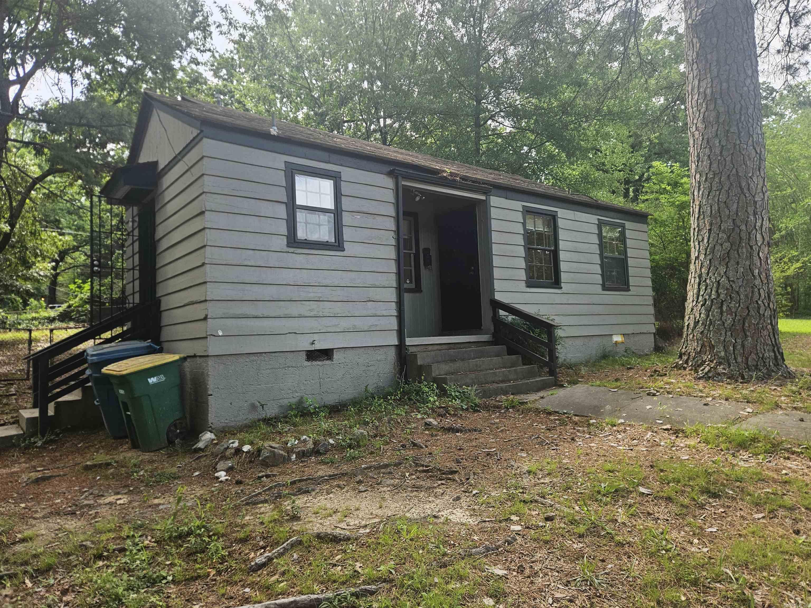 2405 S Fillmore  Little Rock, AR