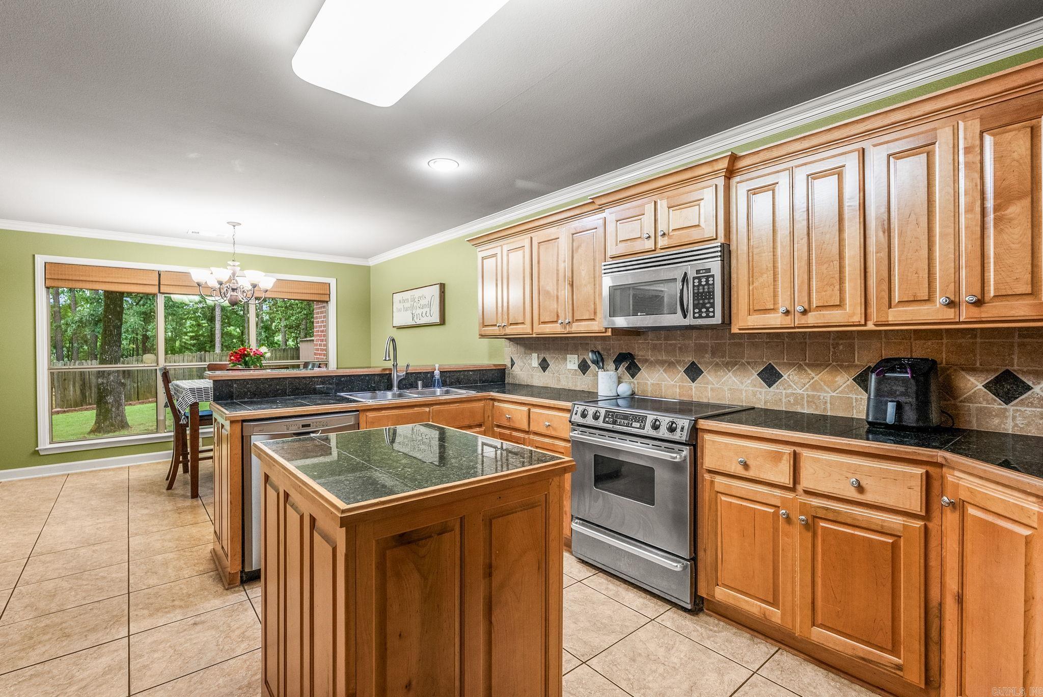 234 Summit Valley  Maumelle, AR