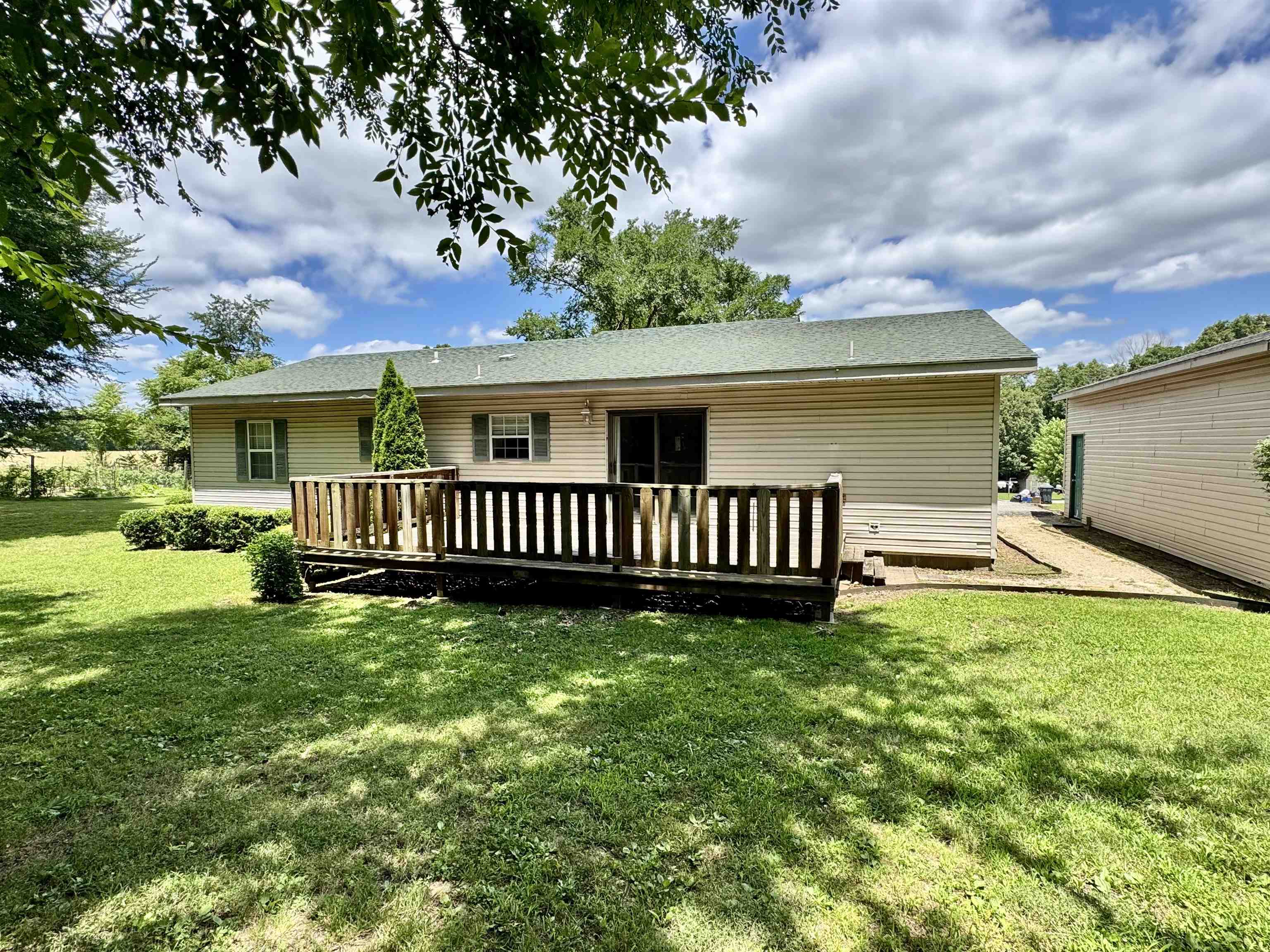 44 Sara Cir  Ash Flat, AR
