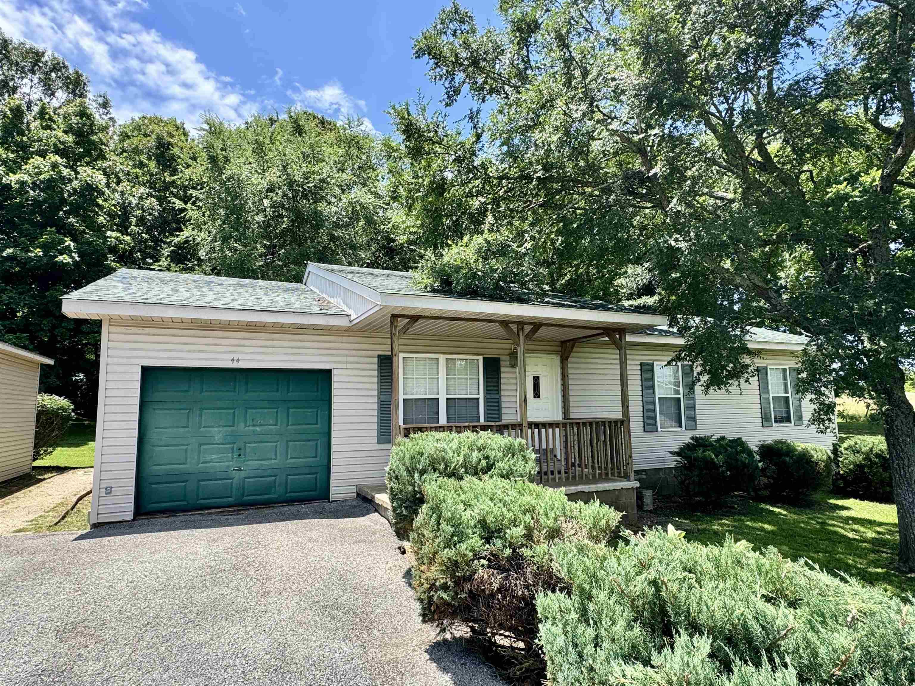 44 Sara Cir  Ash Flat, AR