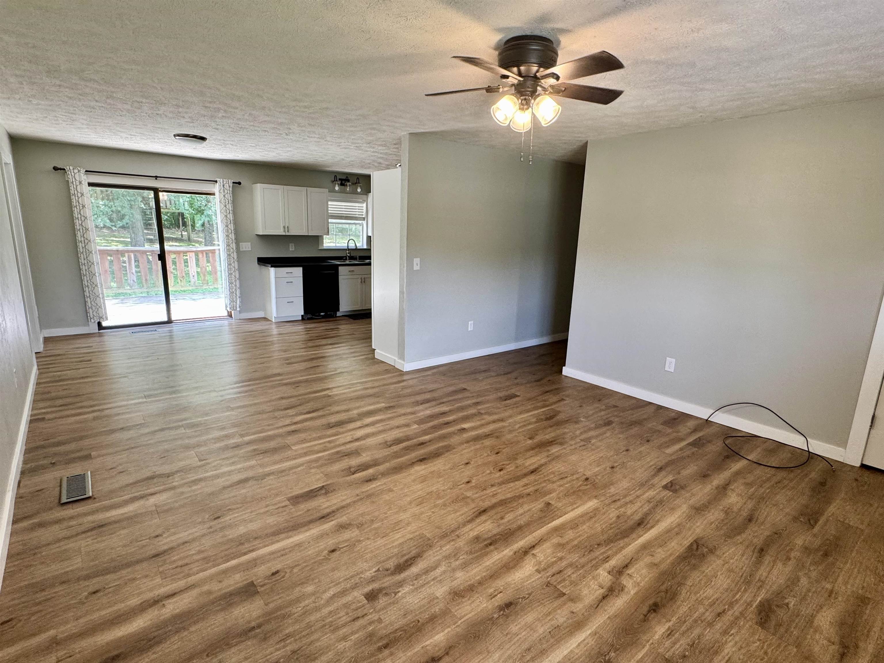 44 Sara Cir  Ash Flat, AR
