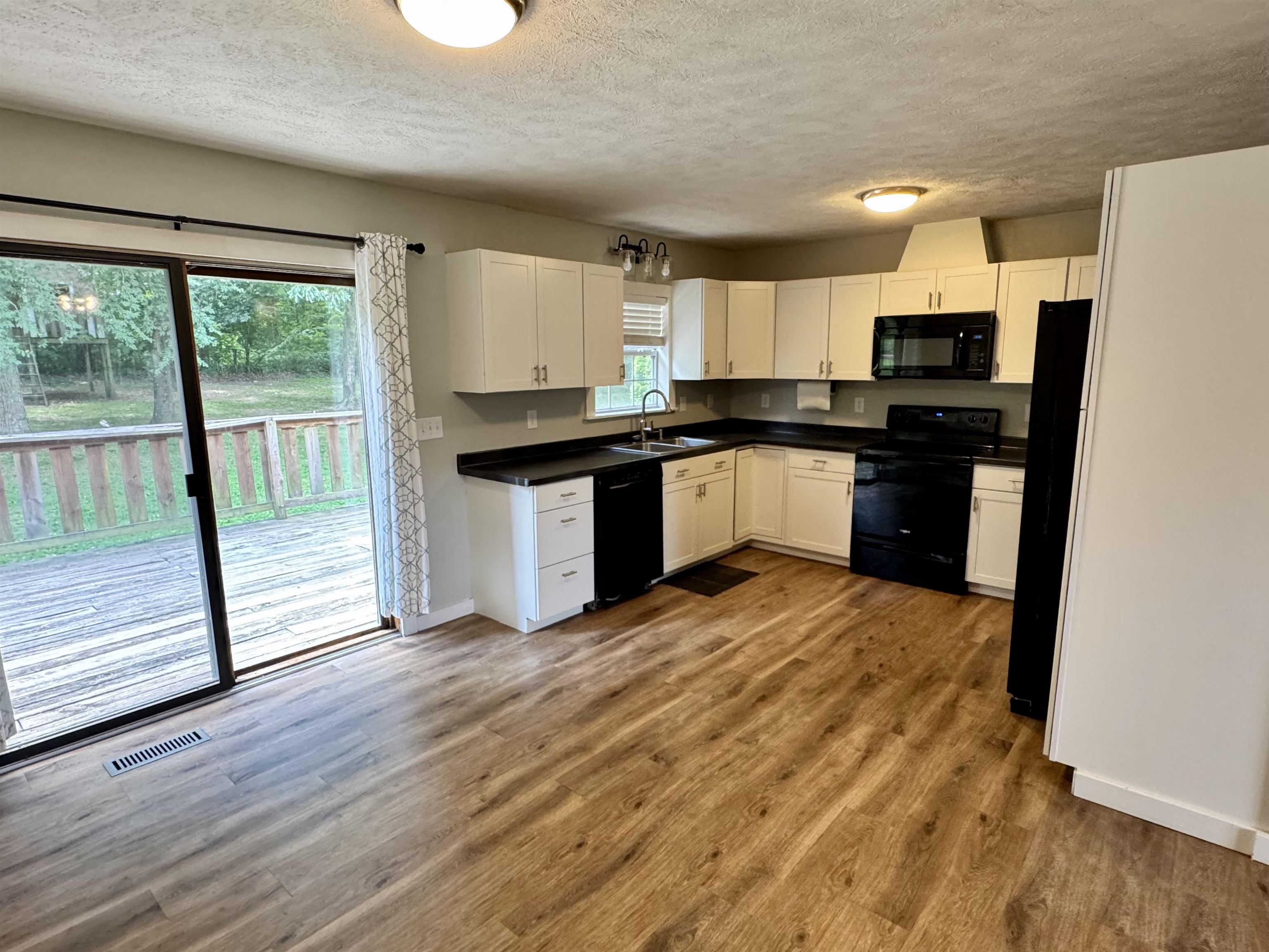44 Sara Cir  Ash Flat, AR