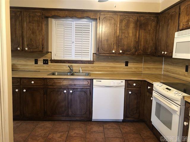 3101 S Linden Pine Bluff, AR 71603-8501