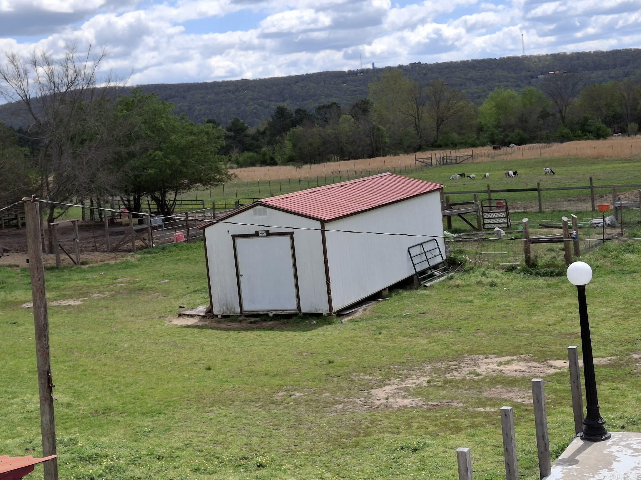 1212 Gayler  Mountain View, AR