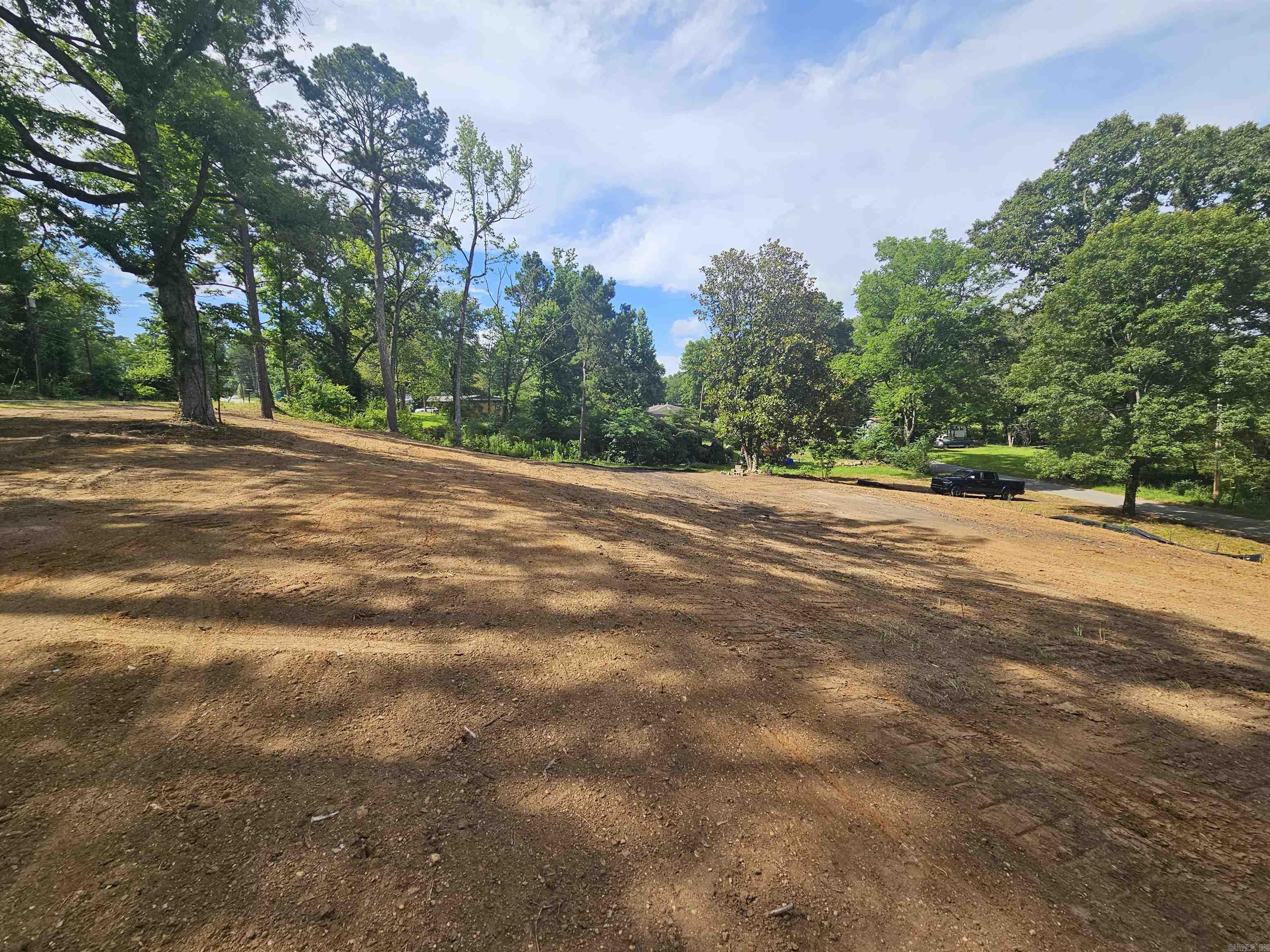 2211 chatfield  Benton, AR