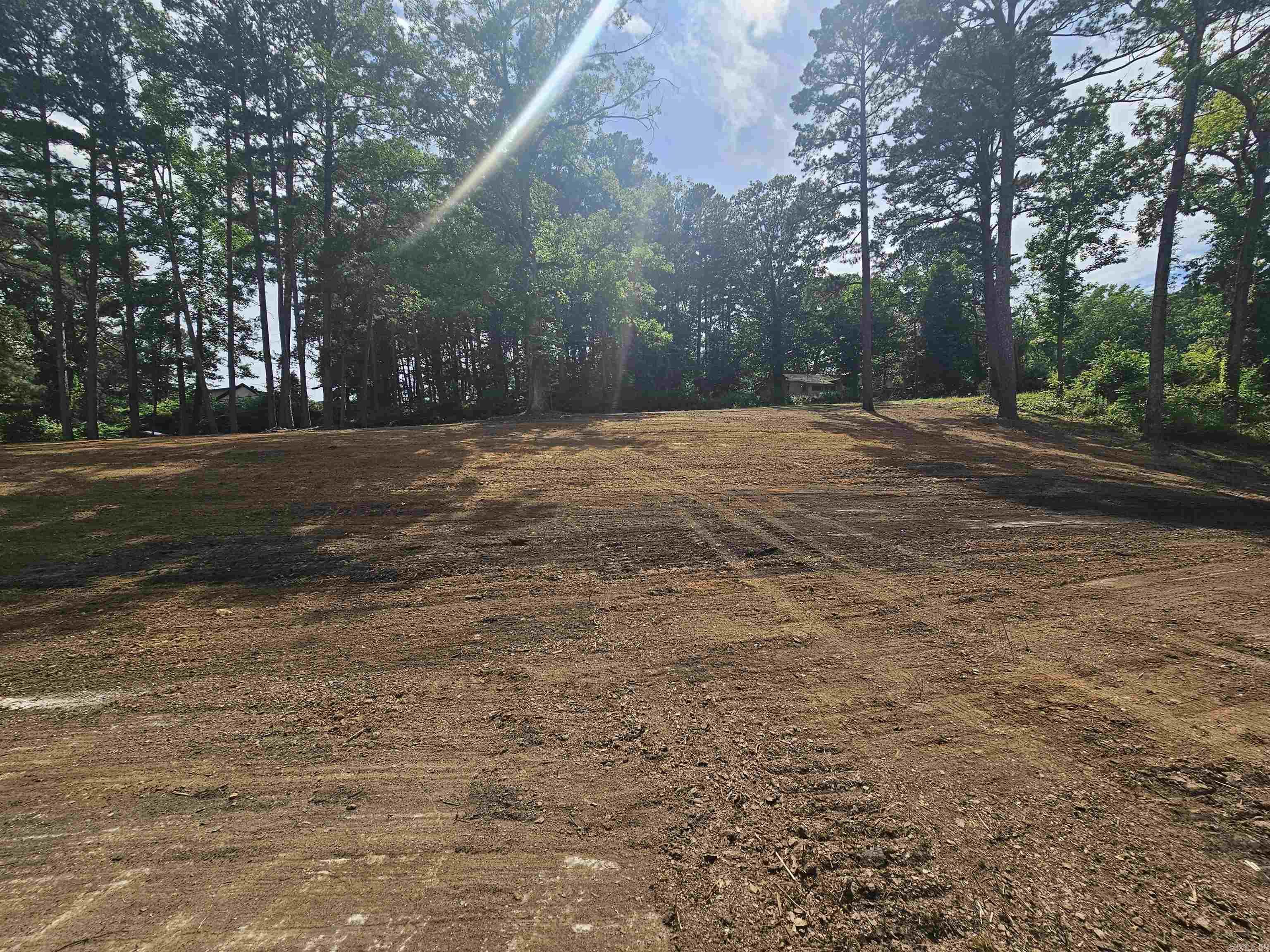 2211 chatfield  Benton, AR