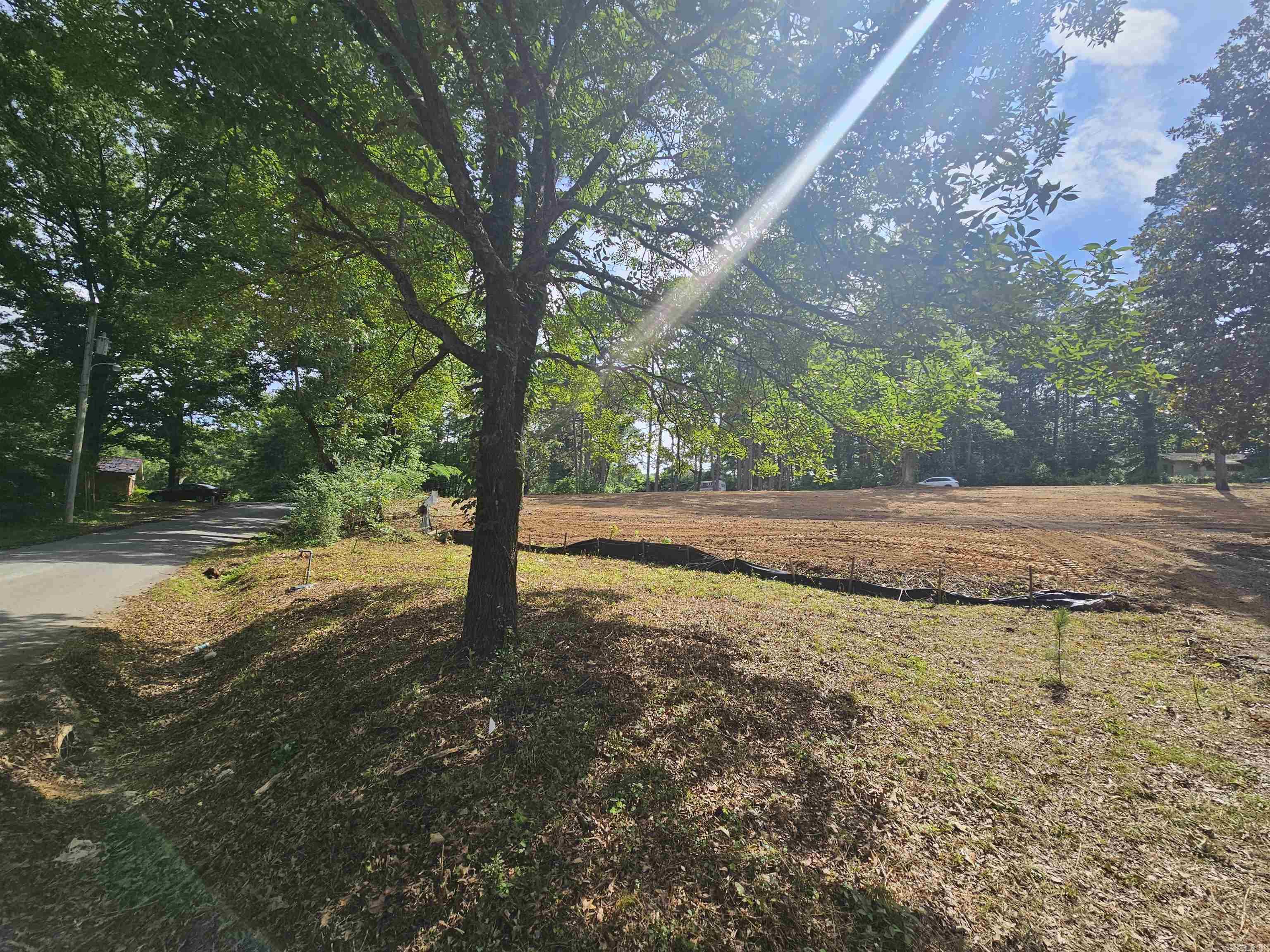 2211 chatfield  Benton, AR