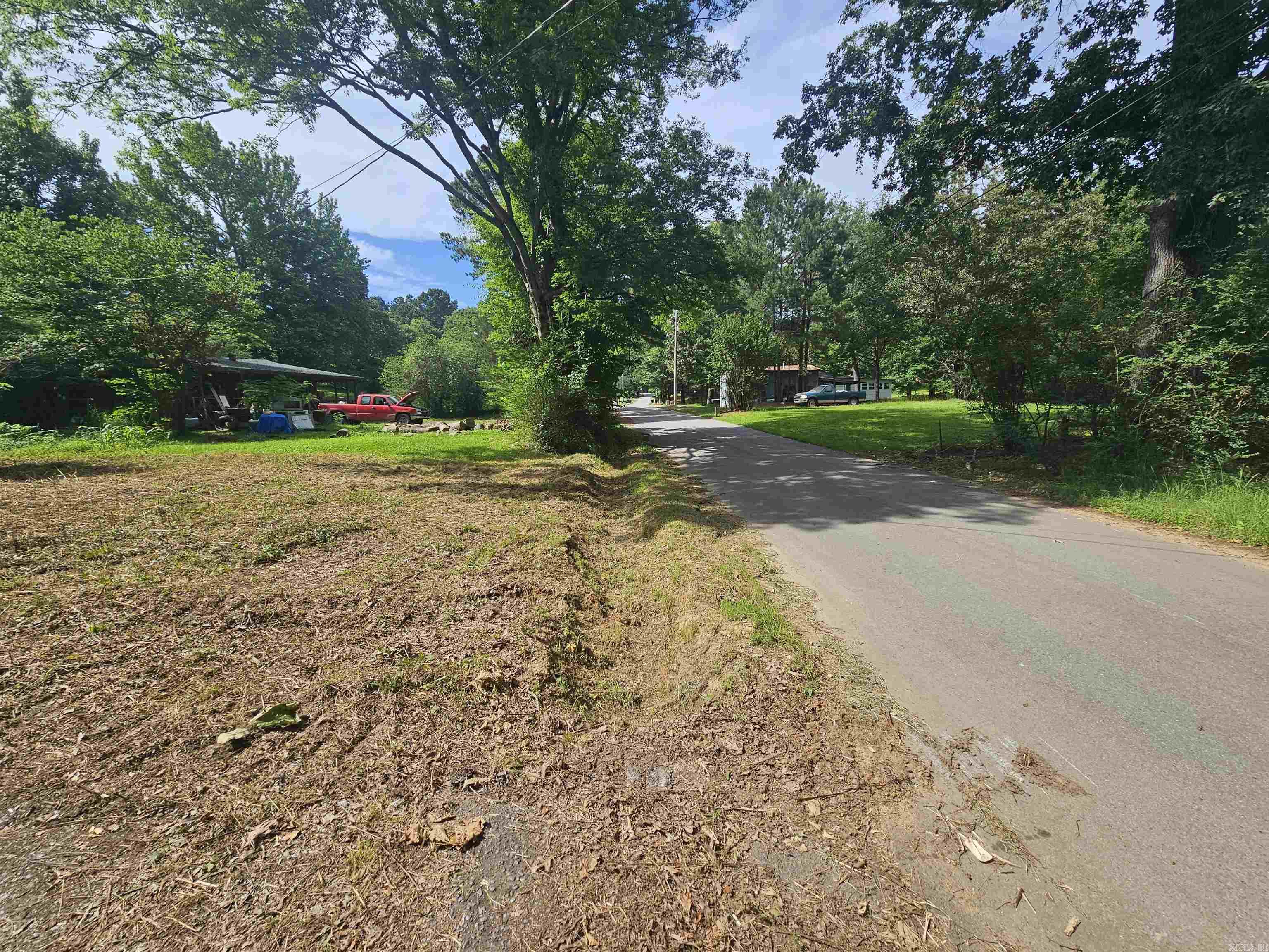 2211 chatfield  Benton, AR