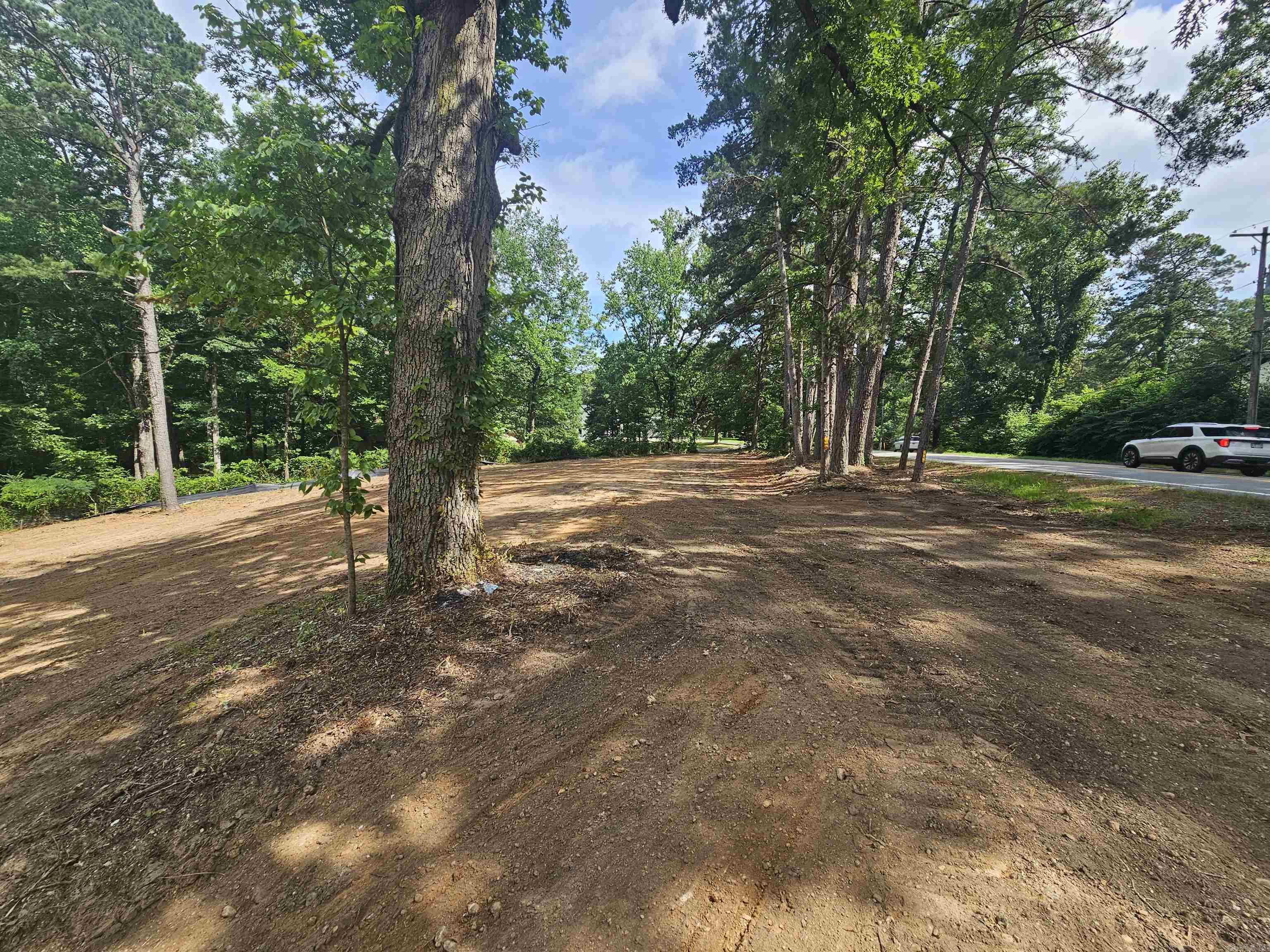 2211 chatfield  Benton, AR