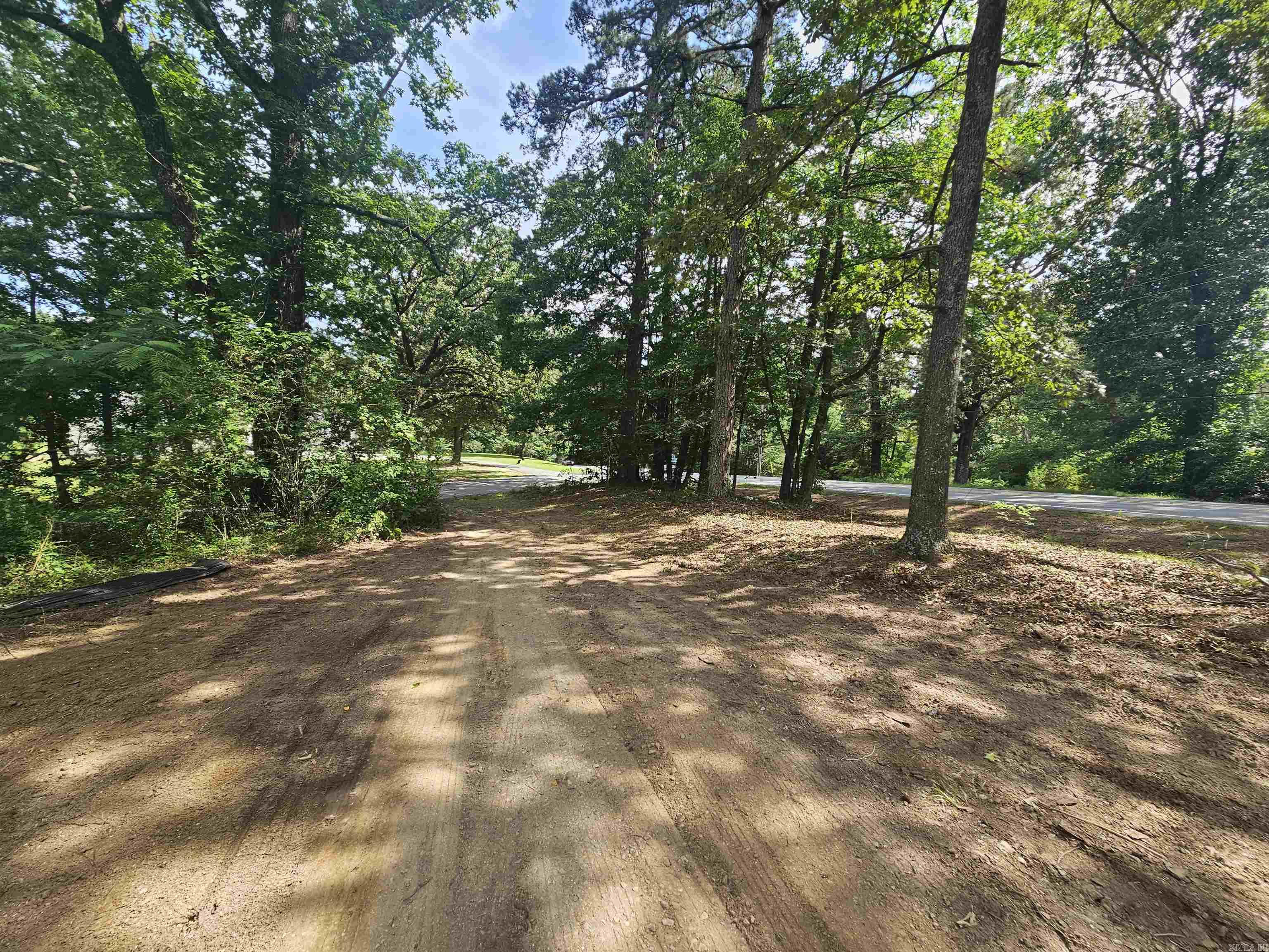 2211 chatfield  Benton, AR