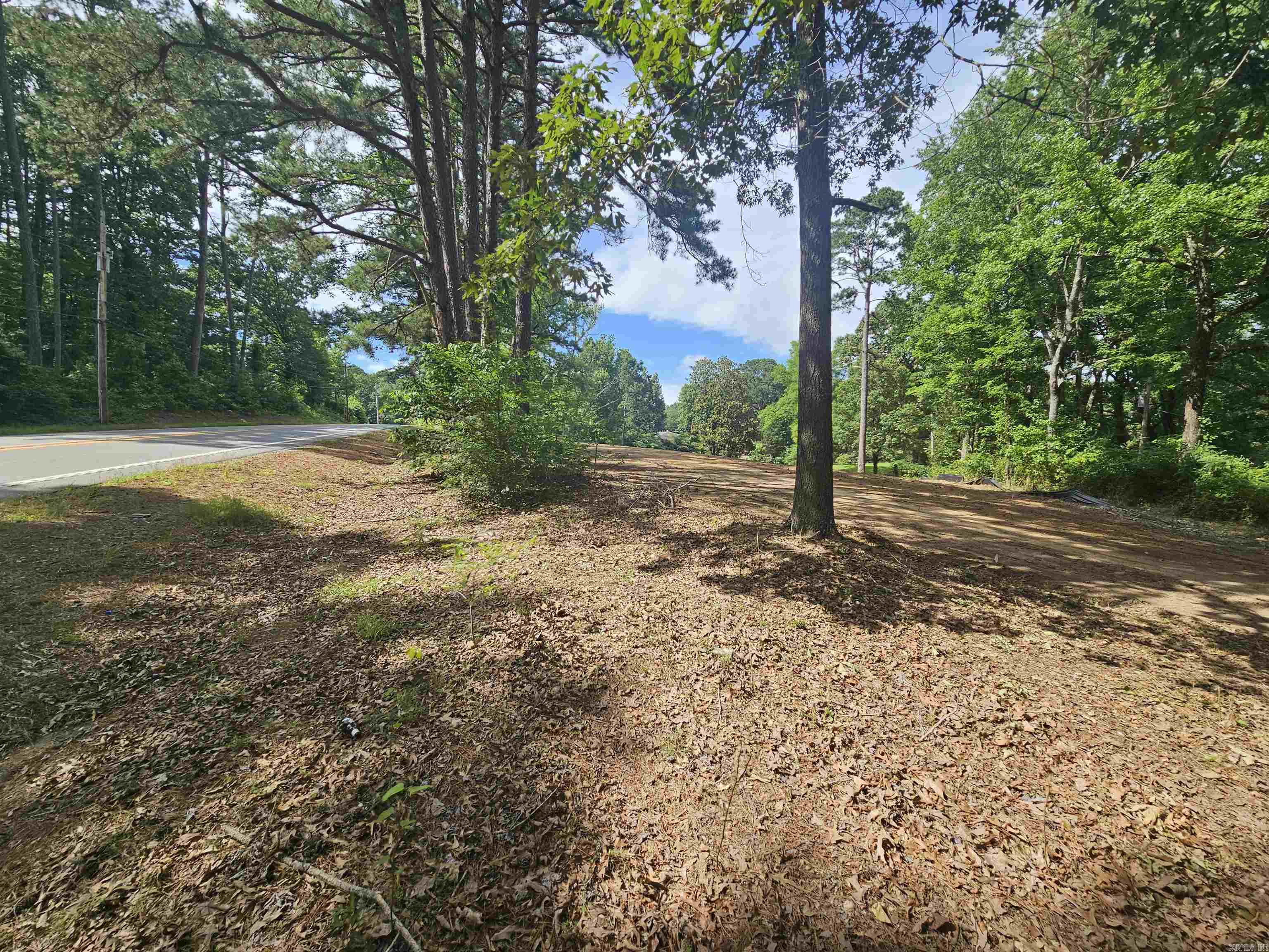 2211 chatfield  Benton, AR