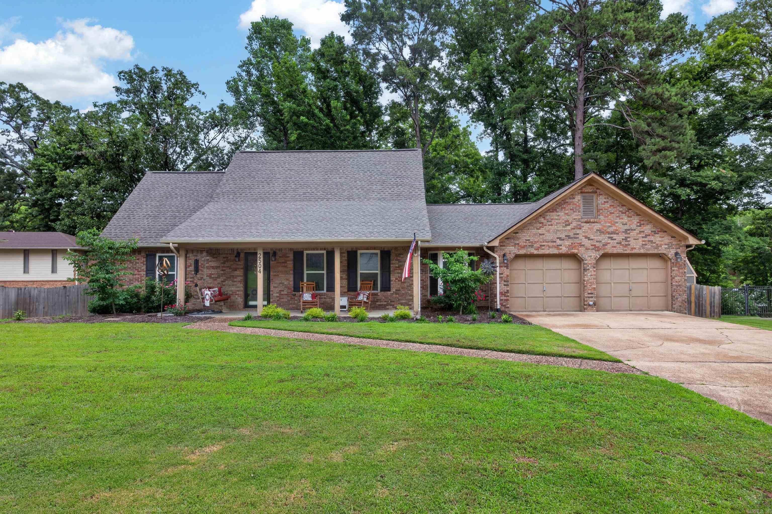 2504 N Ridge Dr  Arkadelphia, AR