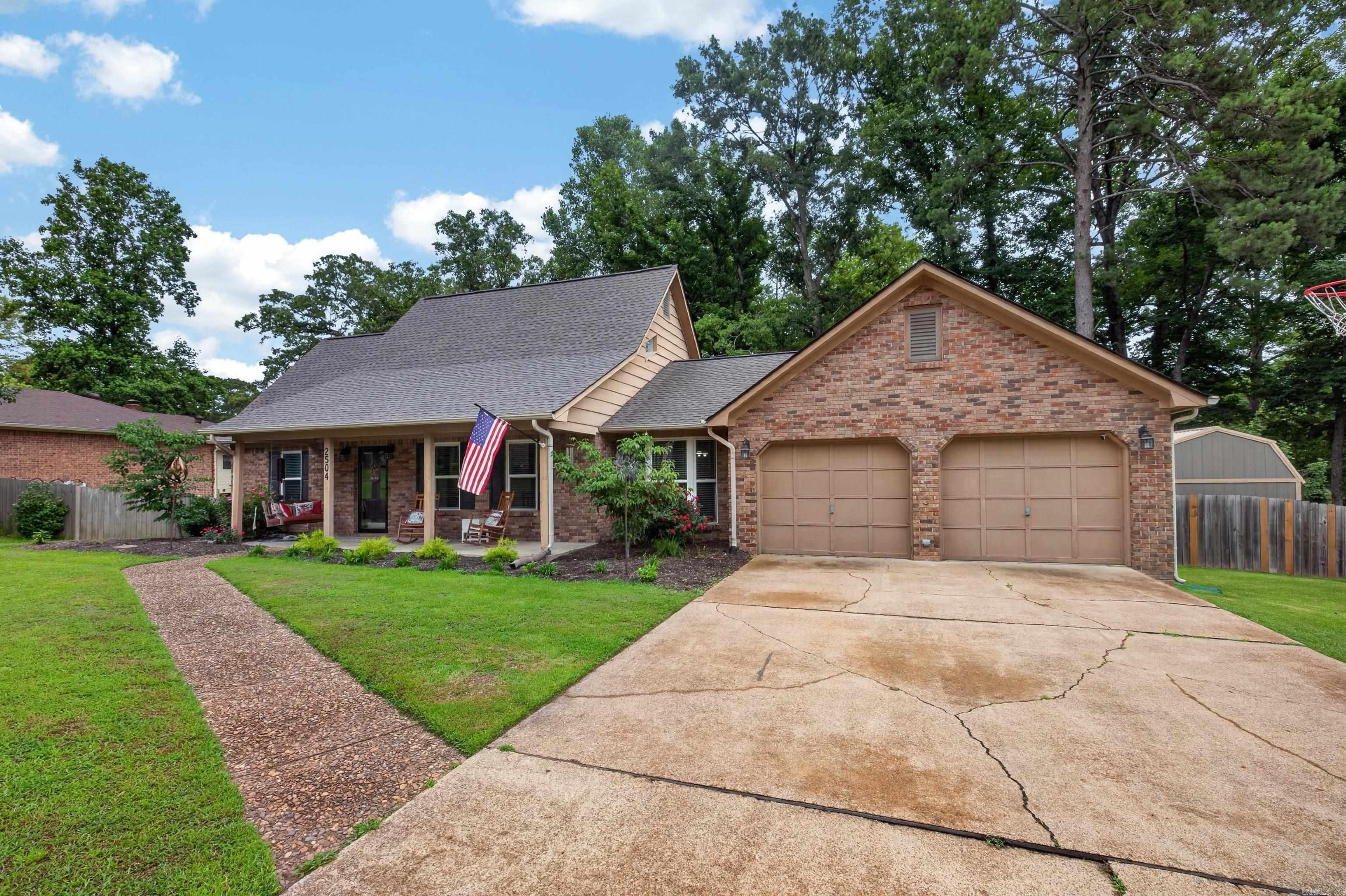 2504 N Ridge Dr  Arkadelphia, AR