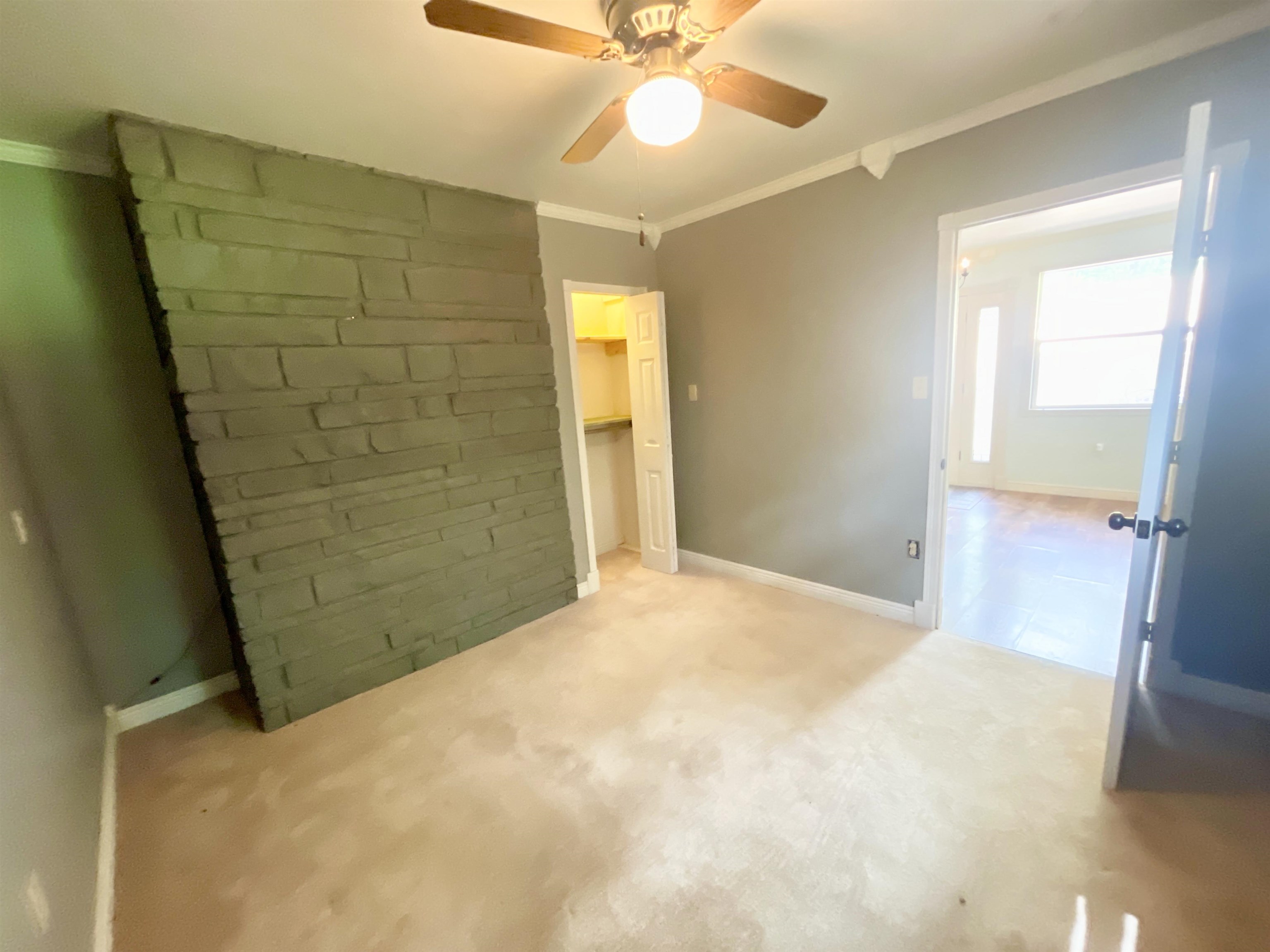 3RD BEDROOM - UPSTAIRS