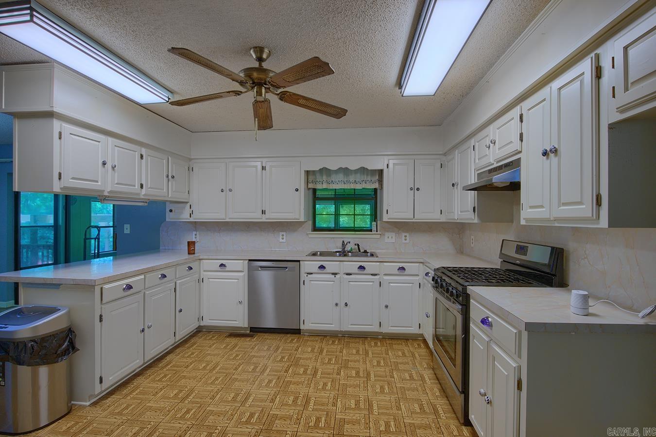 914 Thelma Street Benton, AR 72015