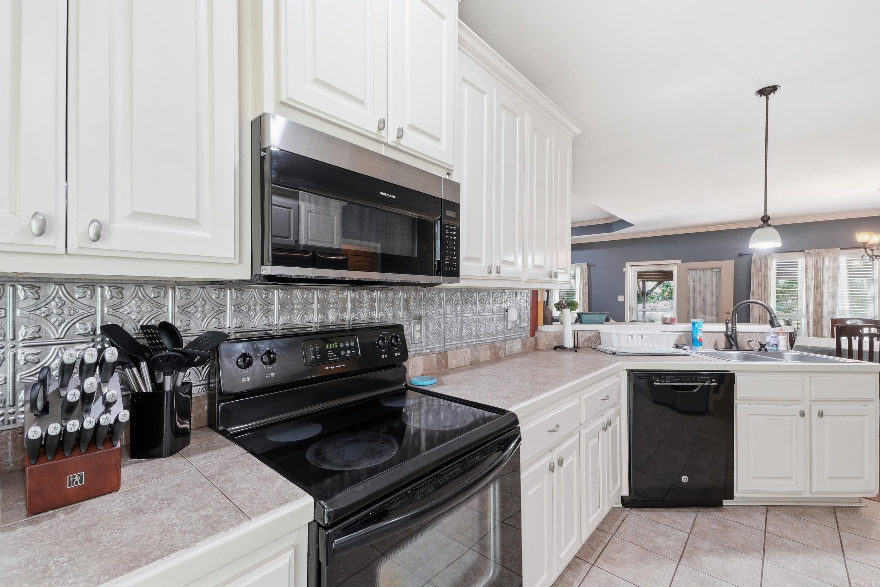 8 Oak Cliff  Damascus, AR