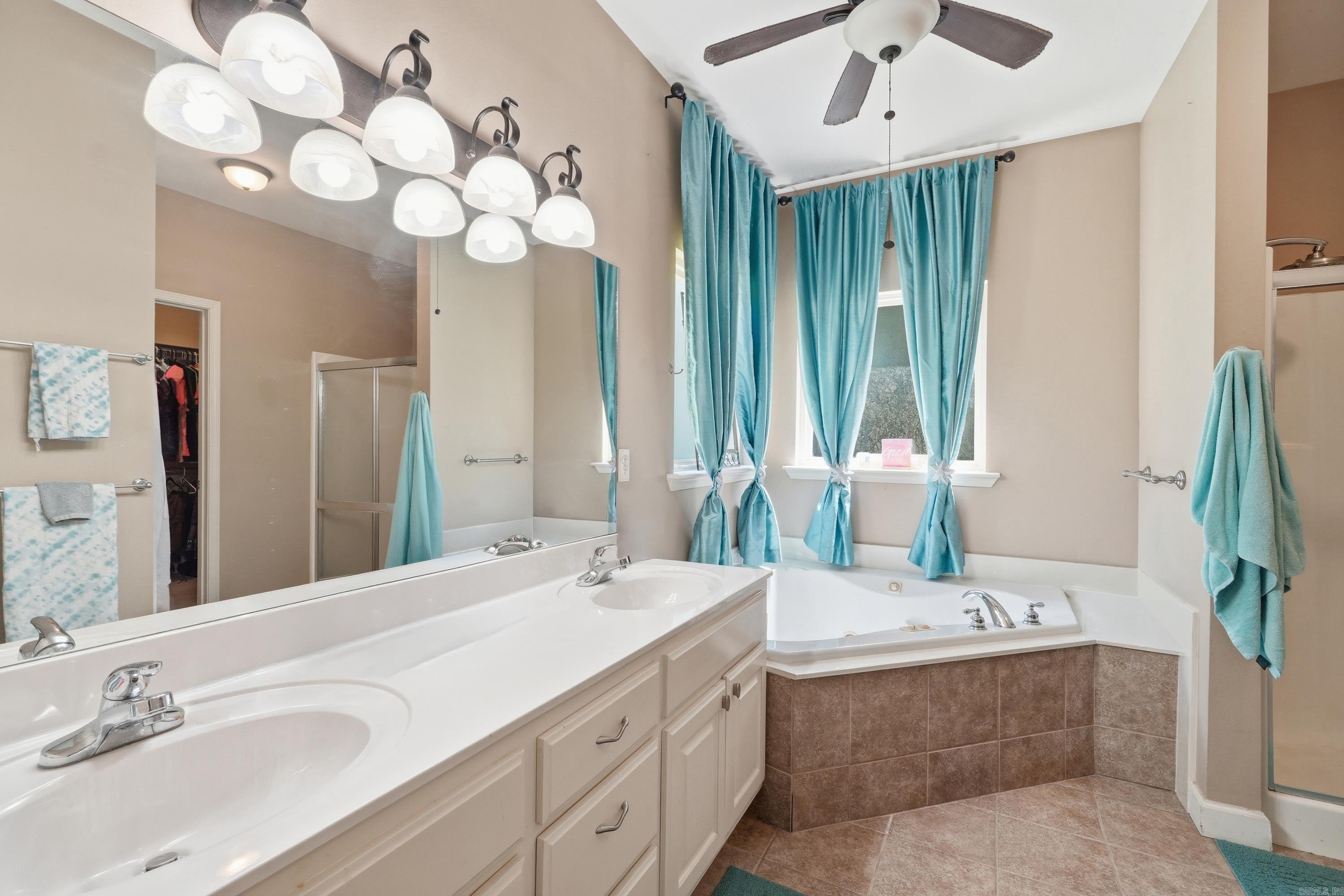 8 Oak Cliff  Damascus, AR