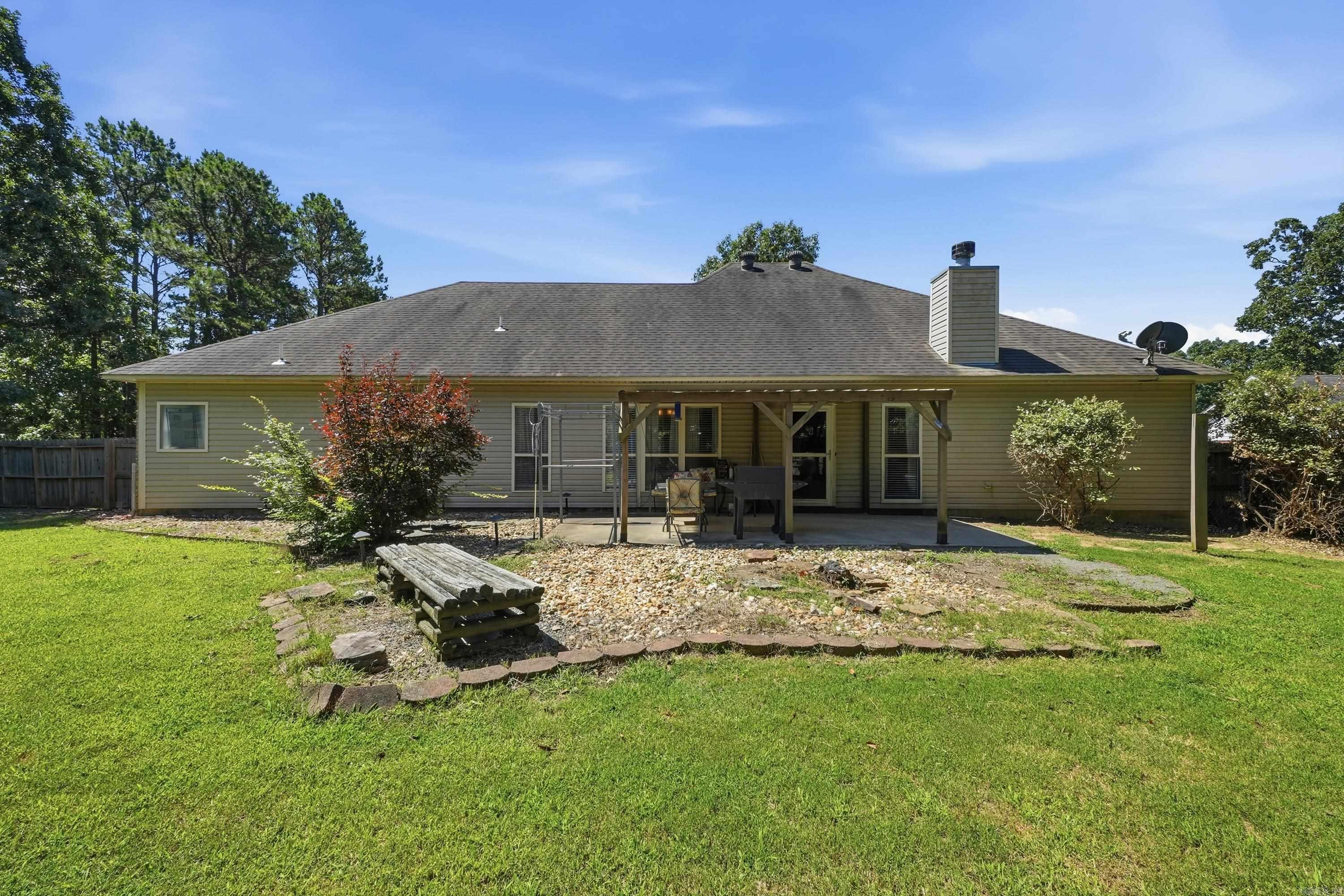 8 Oak Cliff  Damascus, AR