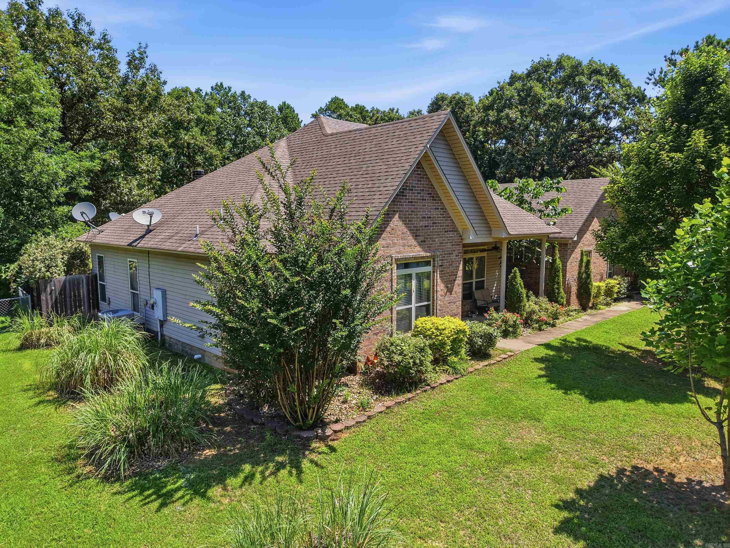 8 Oak Cliff  Damascus, AR