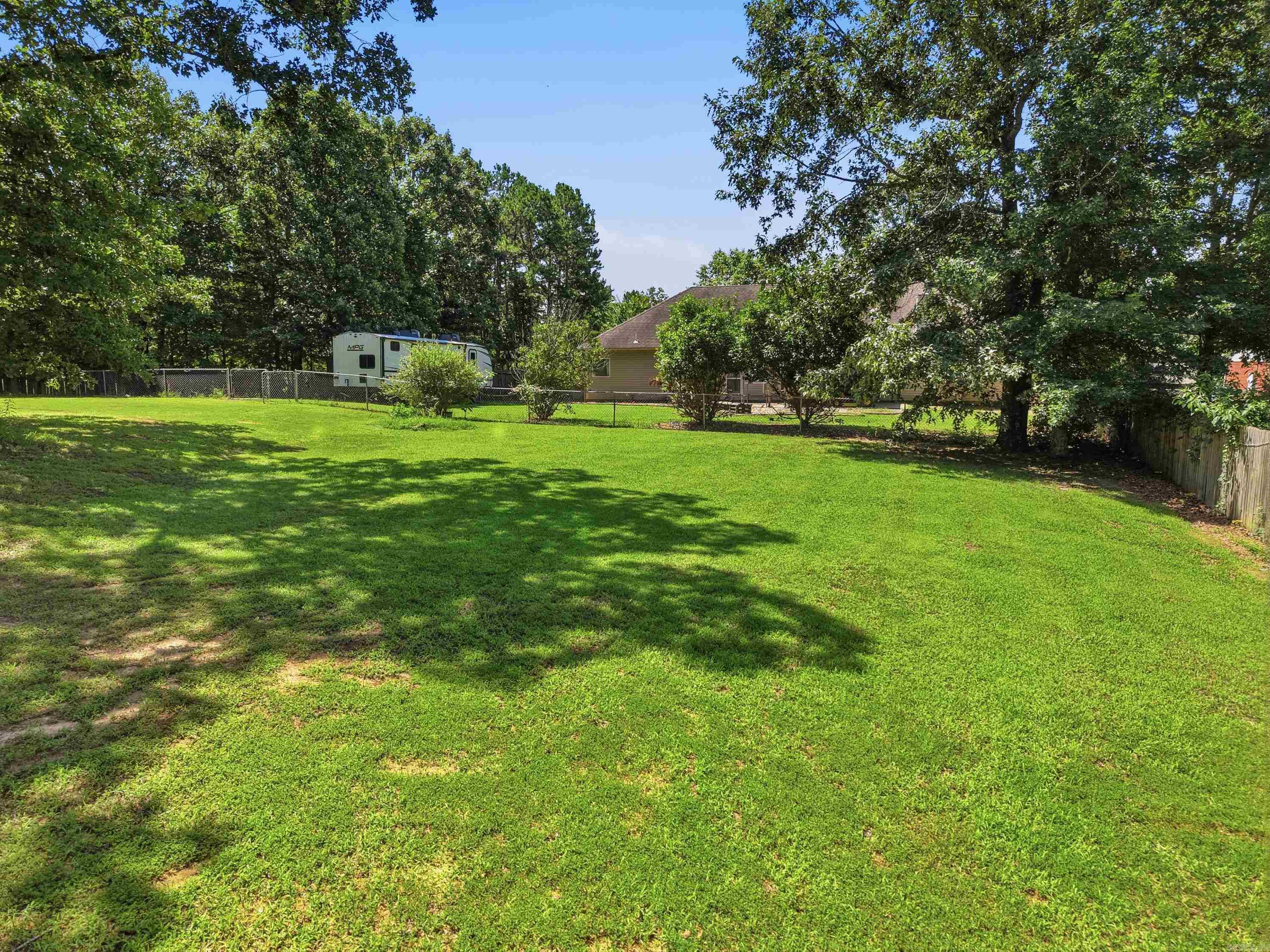 8 Oak Cliff  Damascus, AR