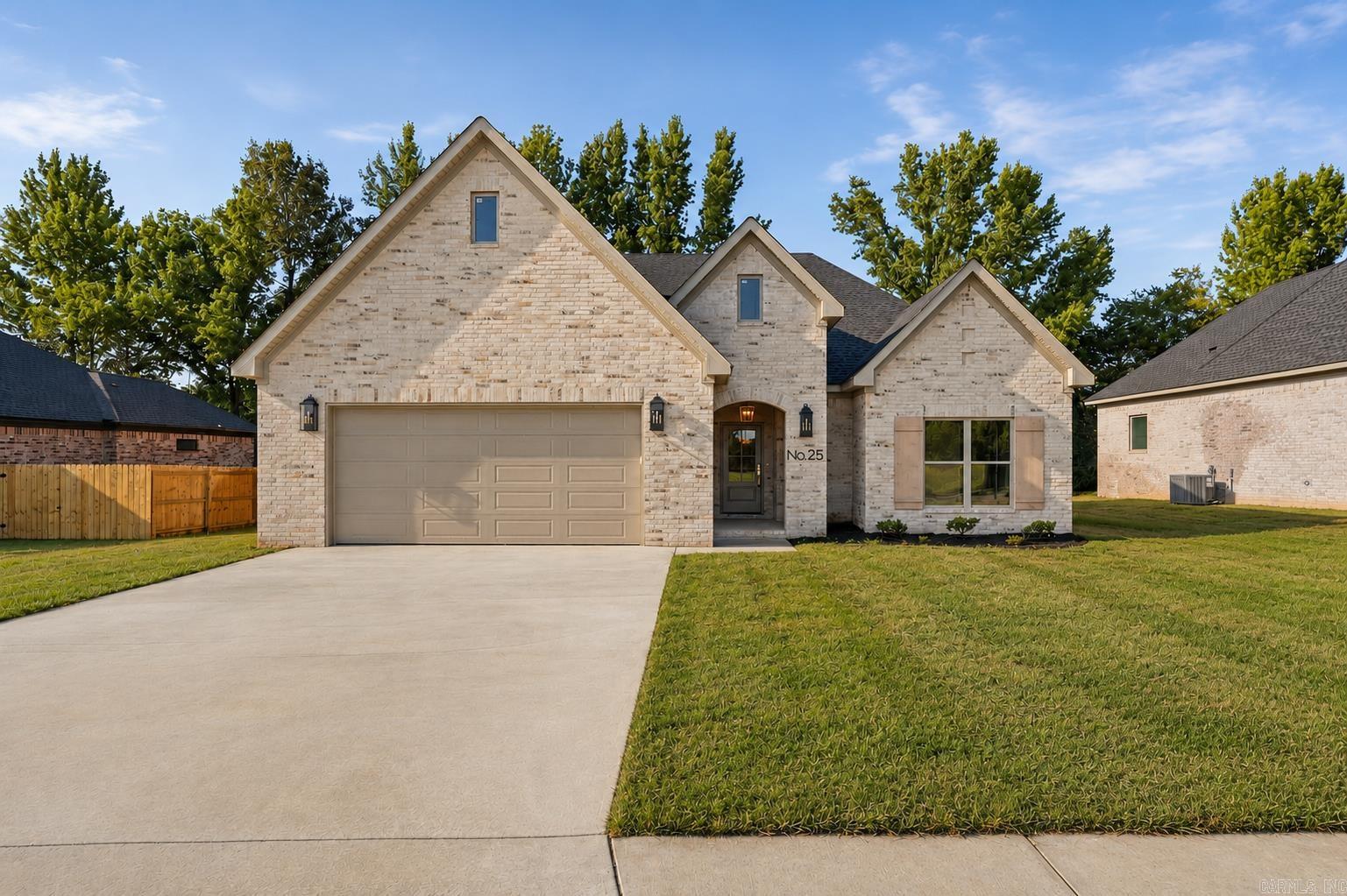 25 Libra Lane
